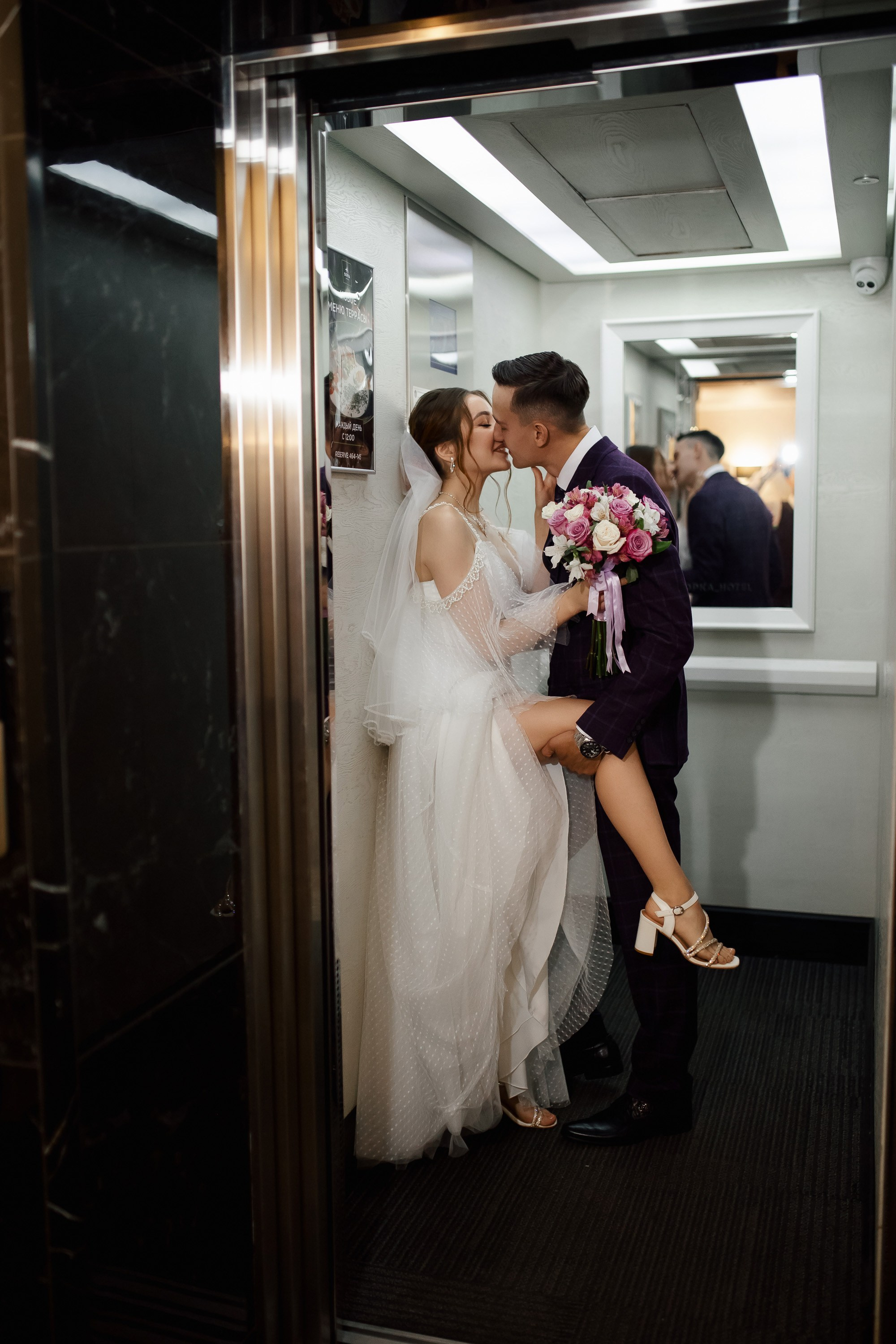 Ксения и Максим. Сборы Sopka. Прогулка по городу. Свадебный фотограф в Хабаровске