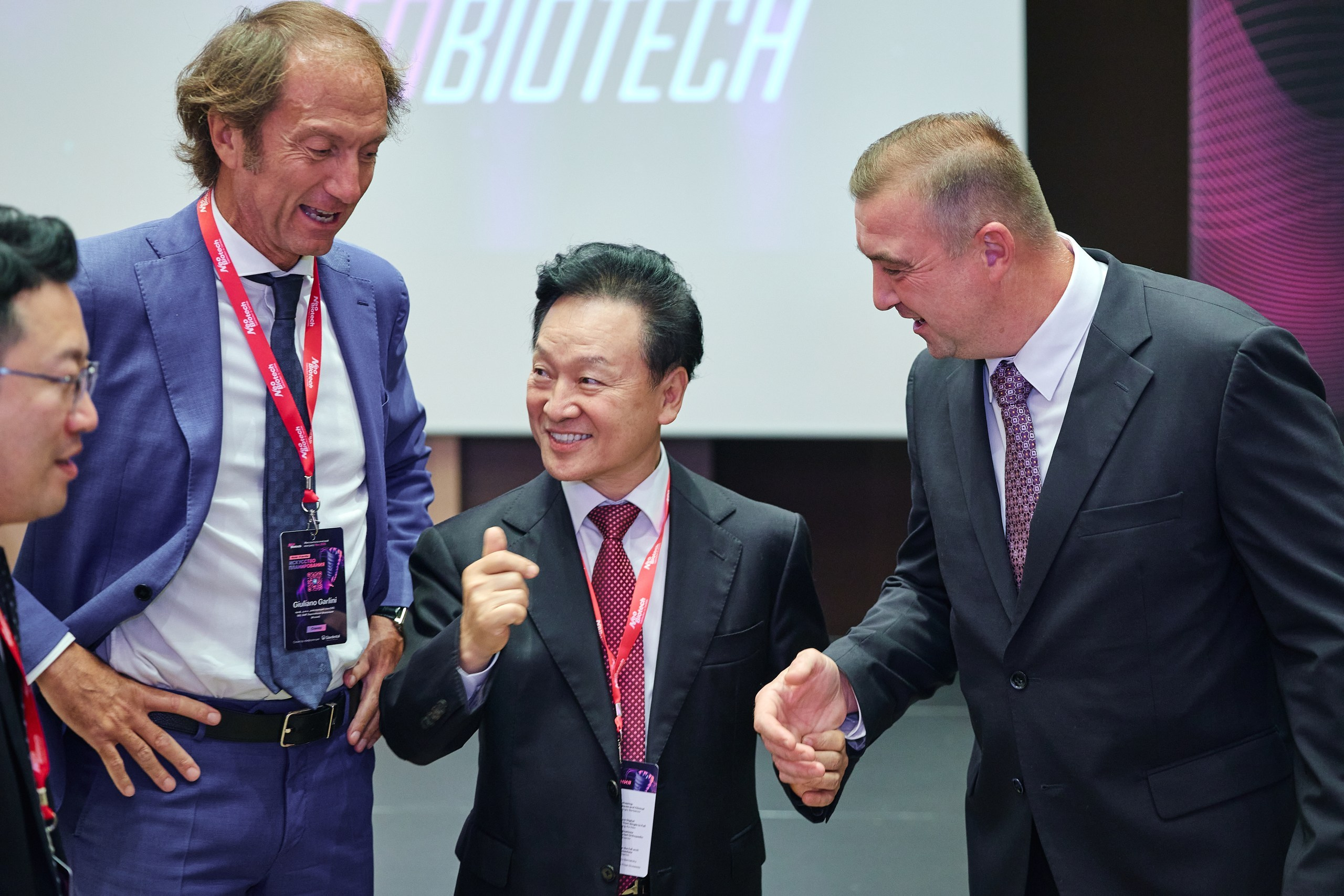 Конгресс имплантологов Neo Biotech 2025. Антон Артюшин, портретный фотограф. Москва