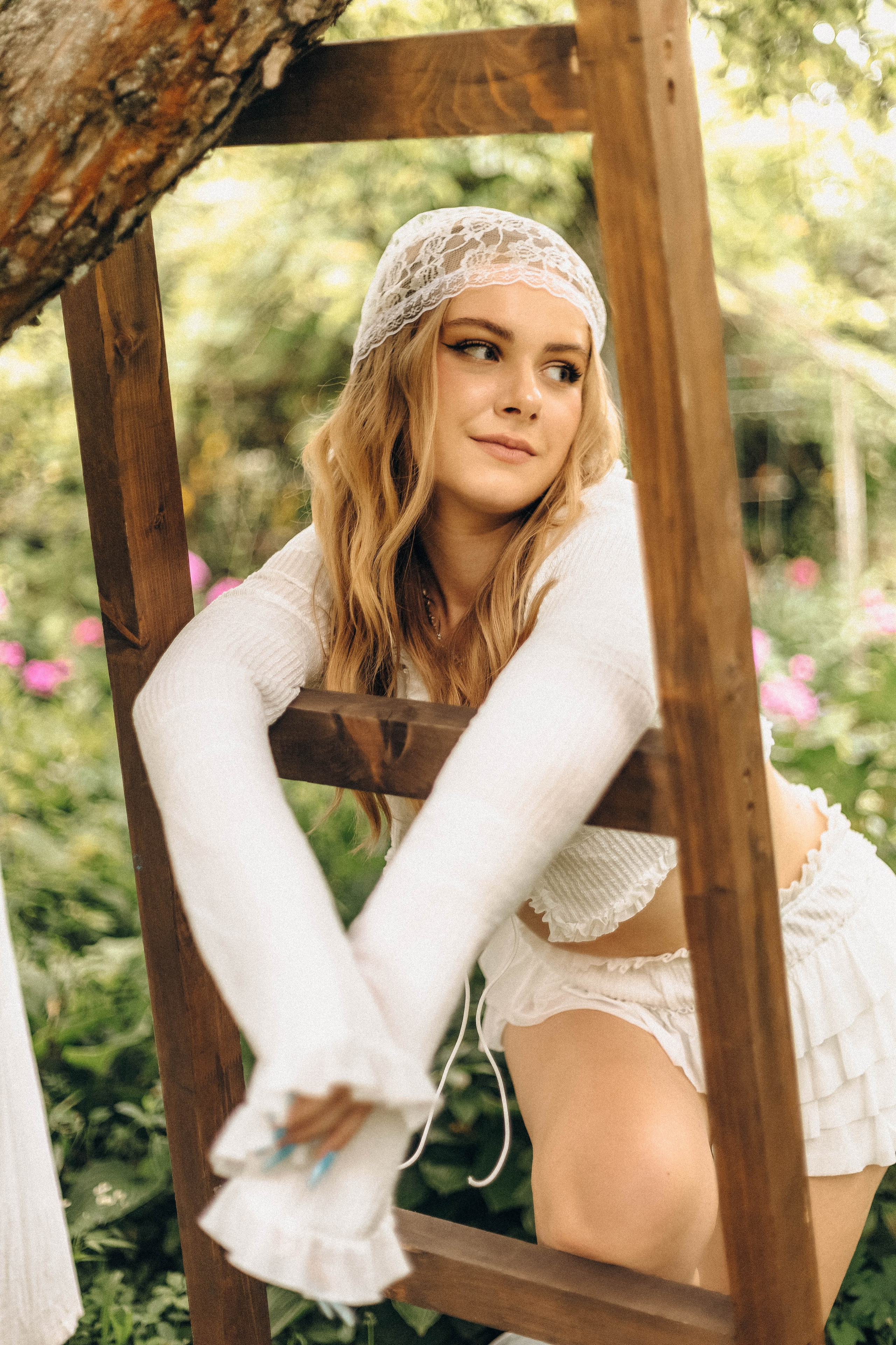 Индивидуальная. Фотограф в Курске Комардина Софья