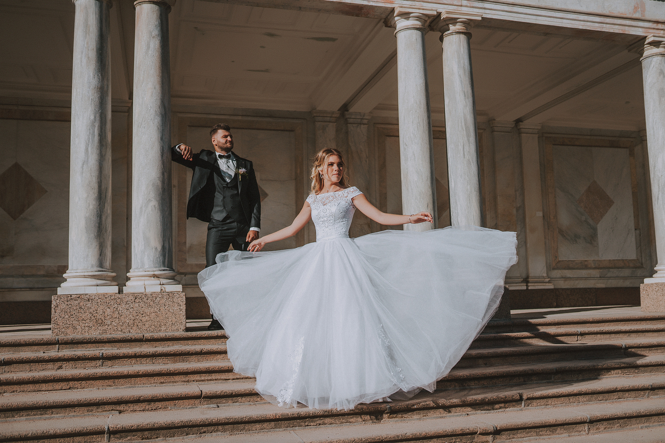 Свадьбы в Петергофе. Живые снимки! Фотограф Даша Бендер