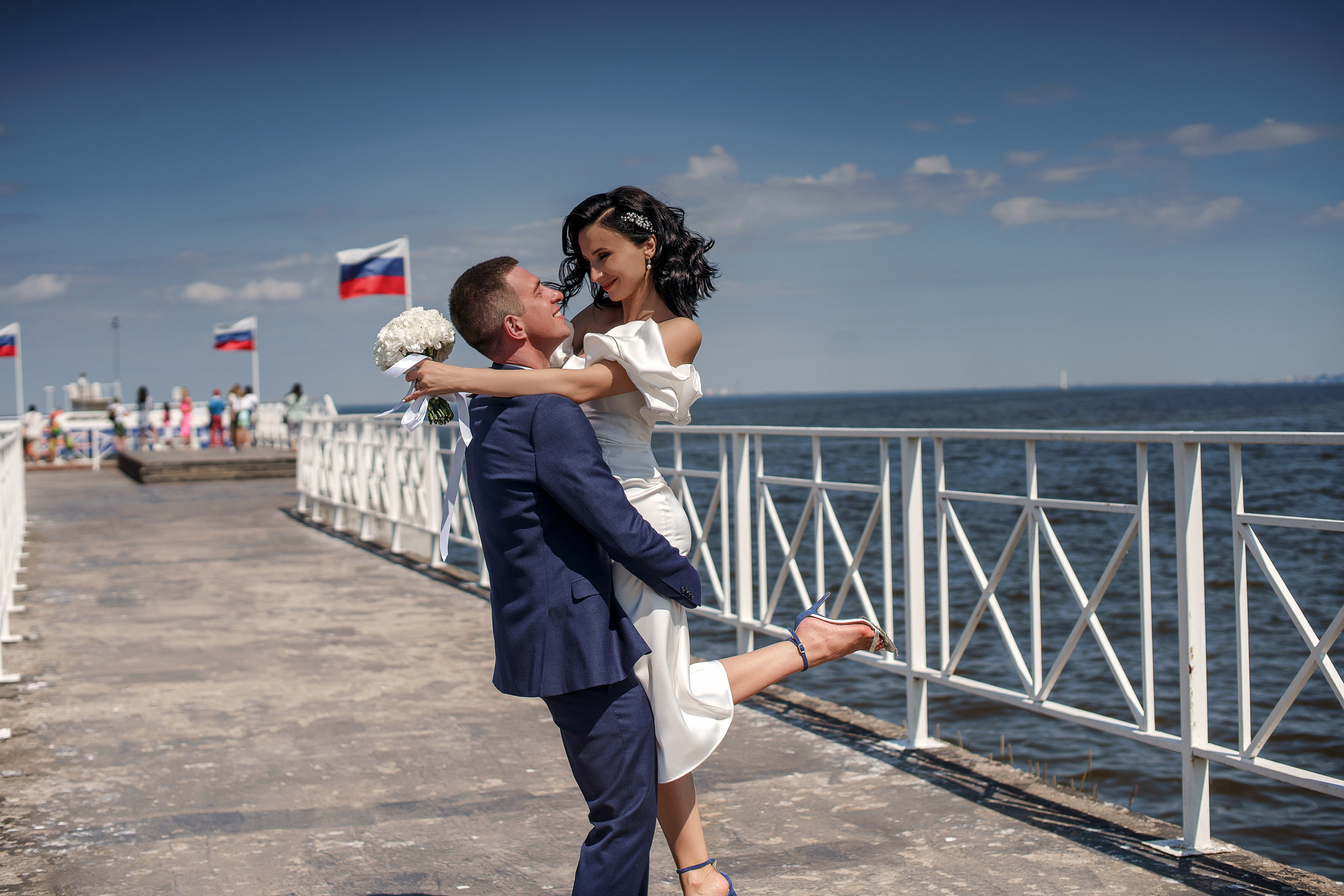 Свадьбы в Петергофе. Живые снимки! Фотограф Даша Бендер