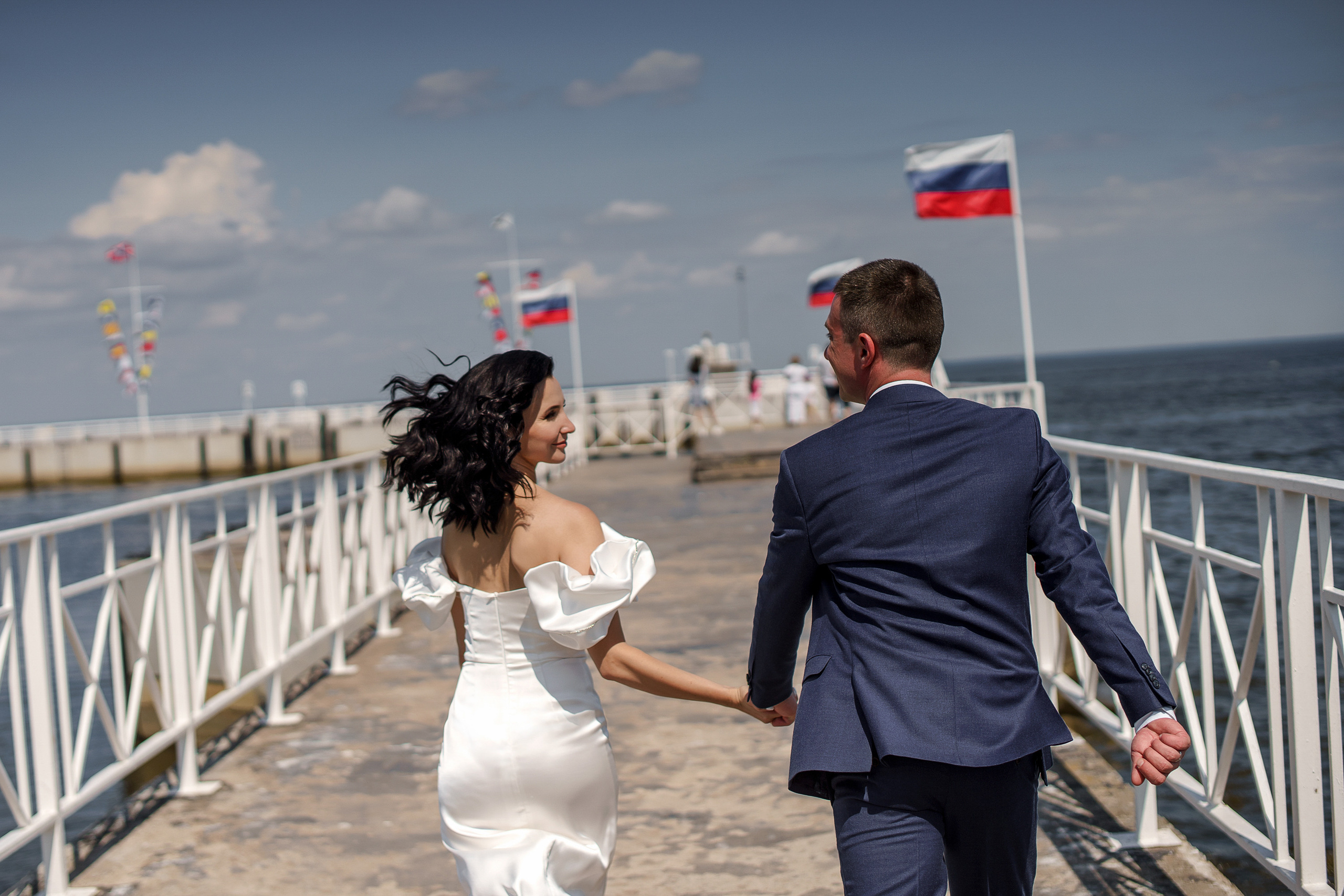 Свадьбы в Петергофе. Живые снимки! Фотограф Даша Бендер