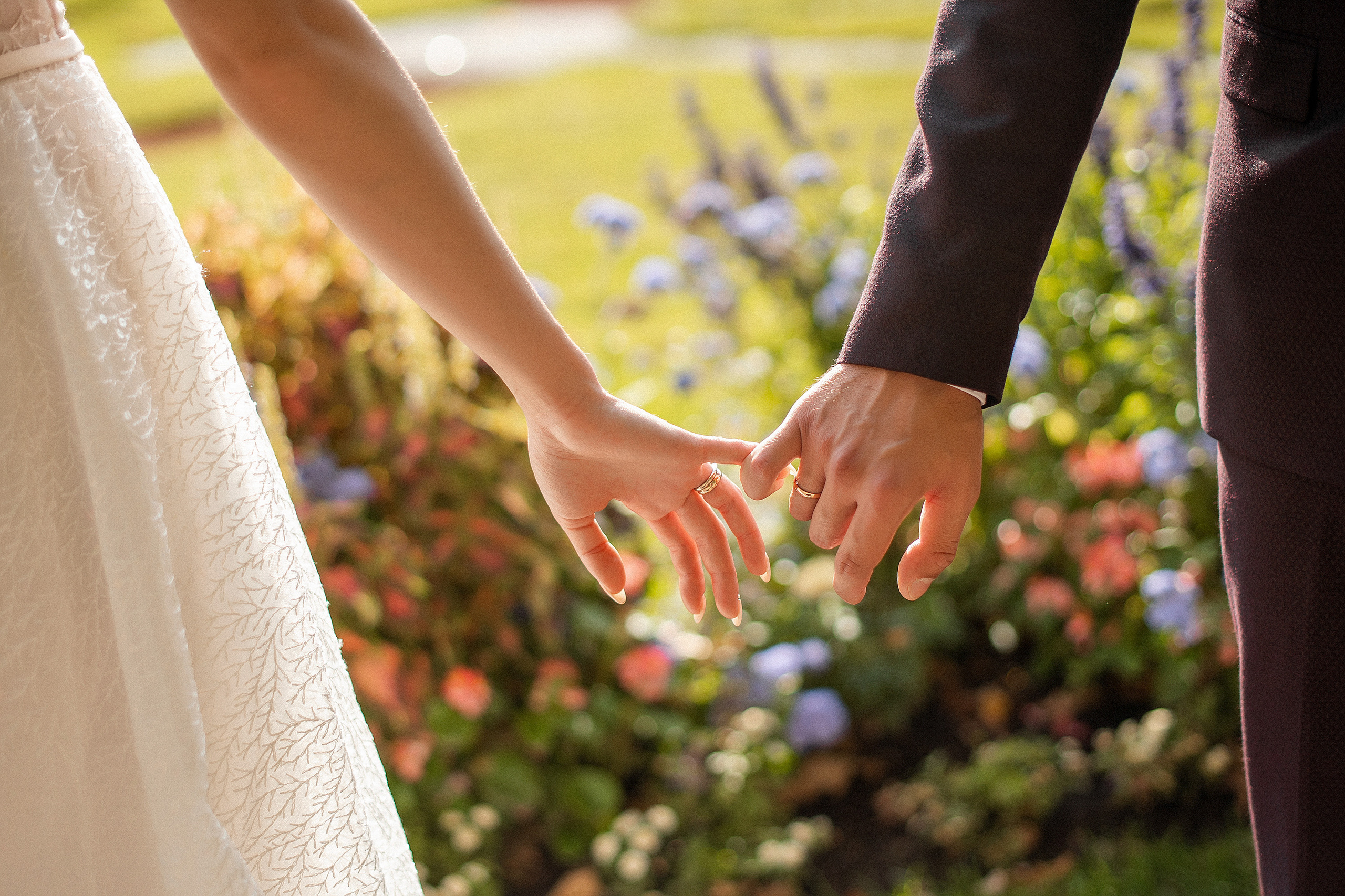 Свадьбы в Петергофе. Живые снимки! Фотограф Даша Бендер