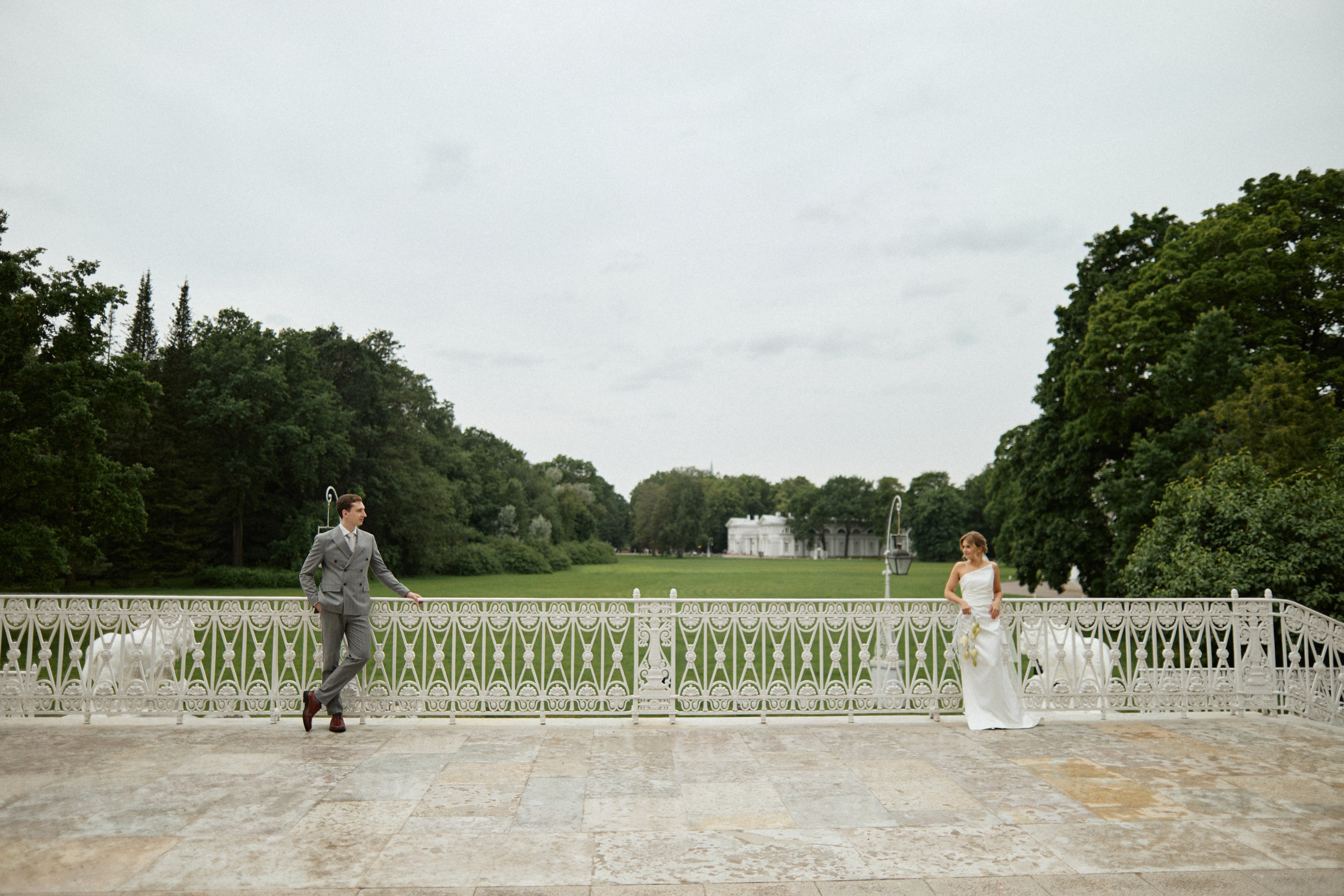Свадьба в Royal Beach. Сестры Карабаза. Фотографы и ретушеры в Москве и Санкт-Петербурге
