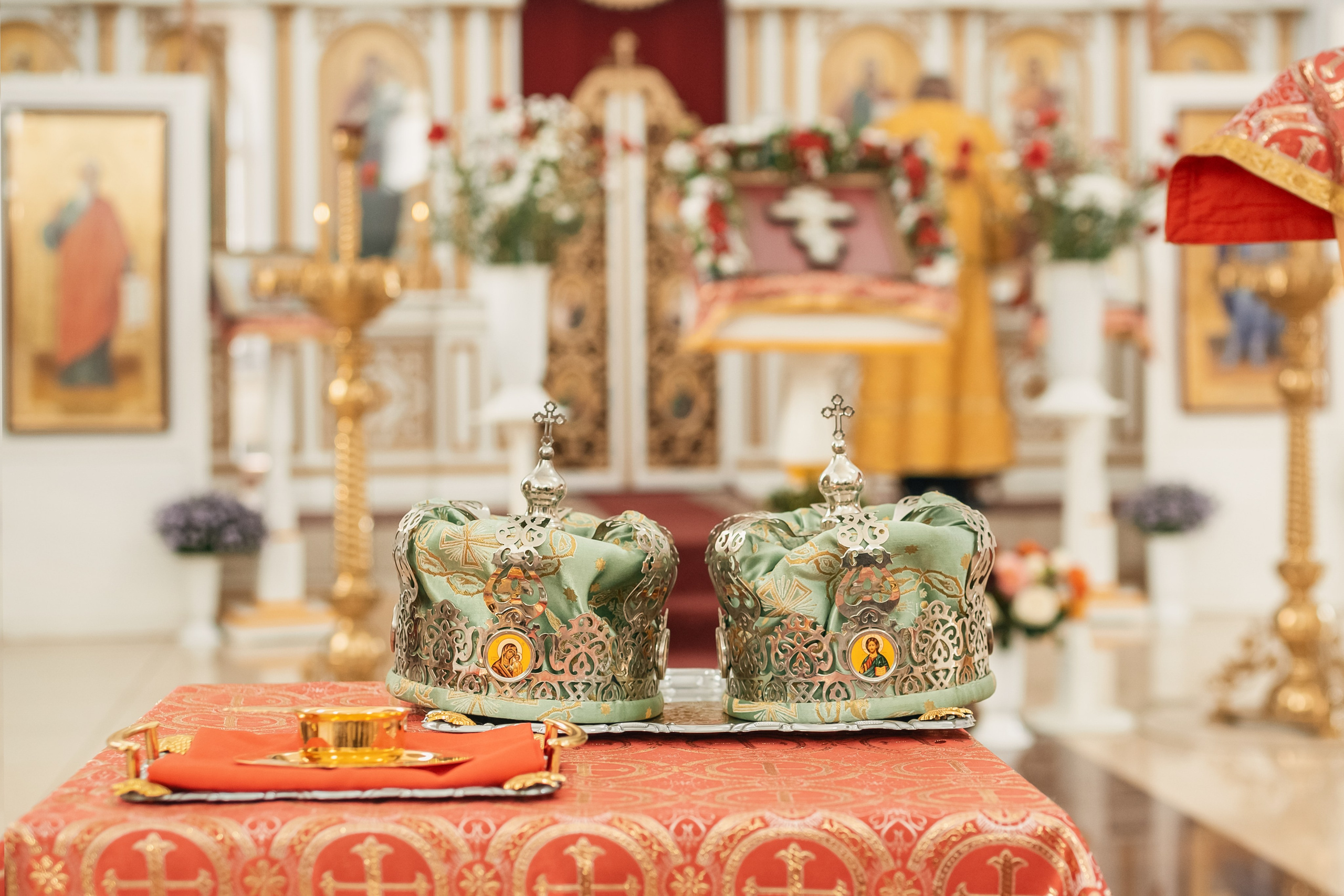 Венчание. С. Нежинка. Церковный фотограф на Таинство Крещения и Венчания в Оренбурге и Оренбургской области Екатерина Белкина