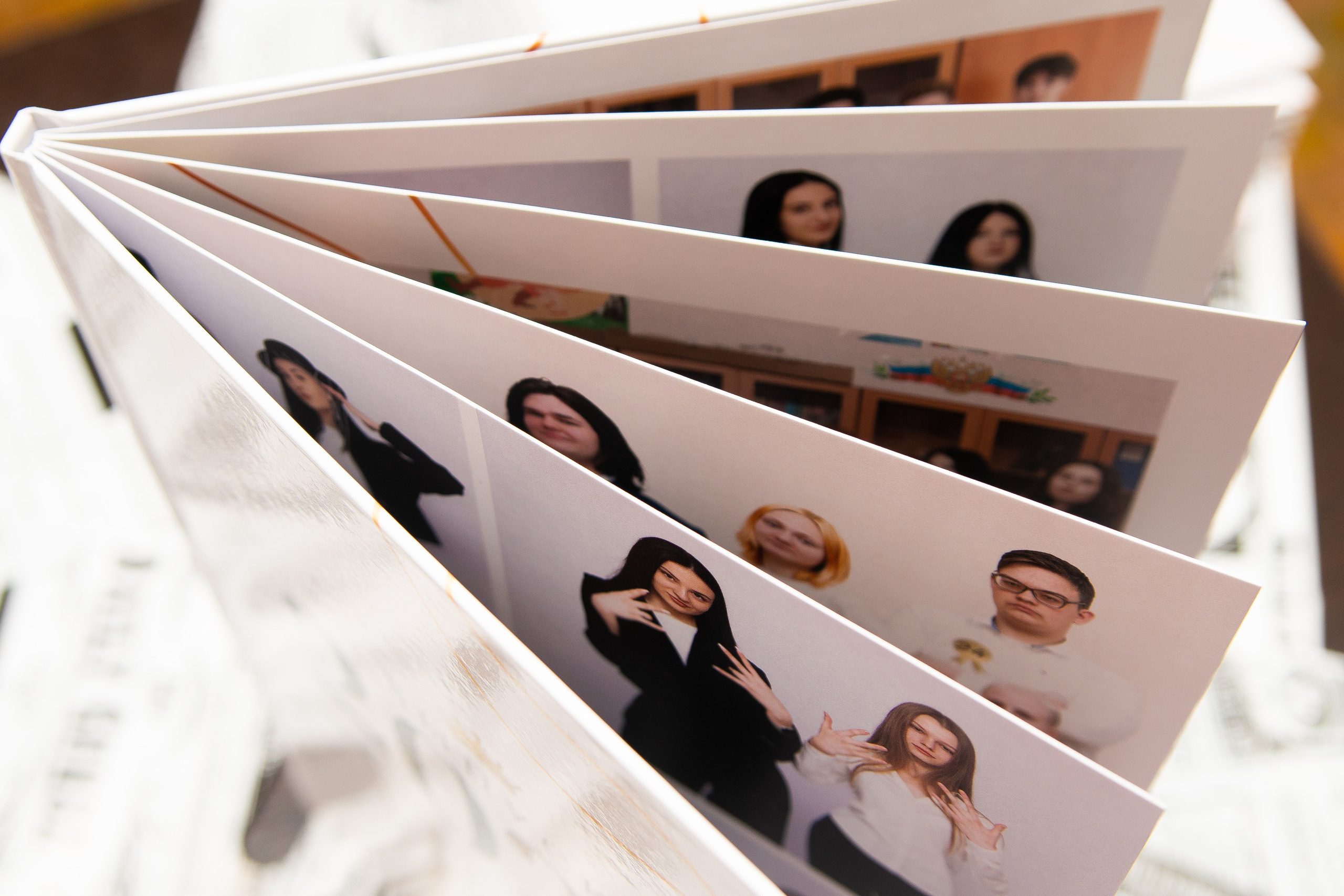 Альбом 5 разворотов Старшая Школа. Выпускные Альбомы и Фотосессии п. Кавалерово