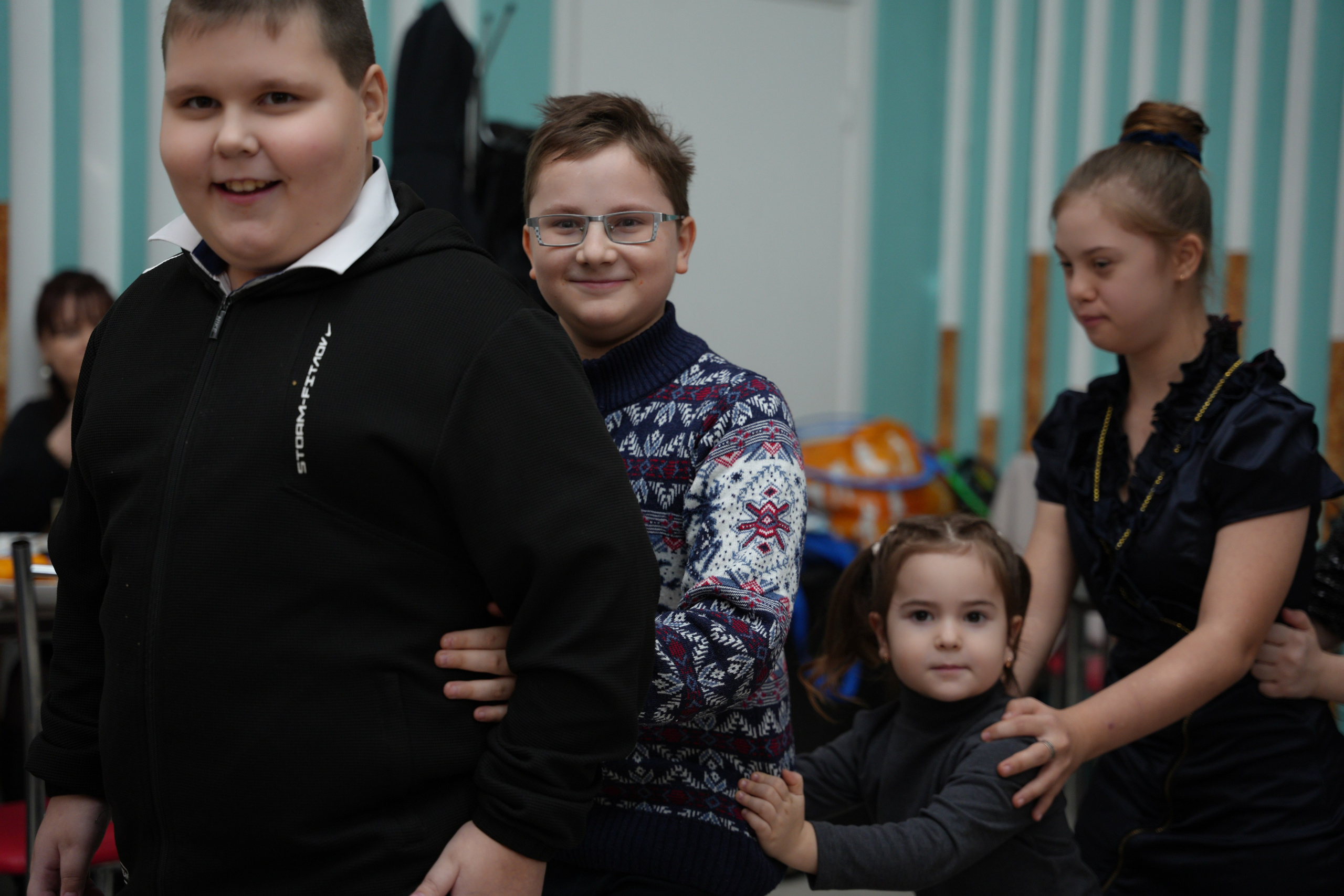 Социально —благотворительная акция «Ты в этом мире не один», посвященная Международному дню инвалидов. ВЫПУСКНЫЕ АЛЬБОМЫ, Школьный фотограф, семейный и свадебный в Саратове и области Ольга Плаксина