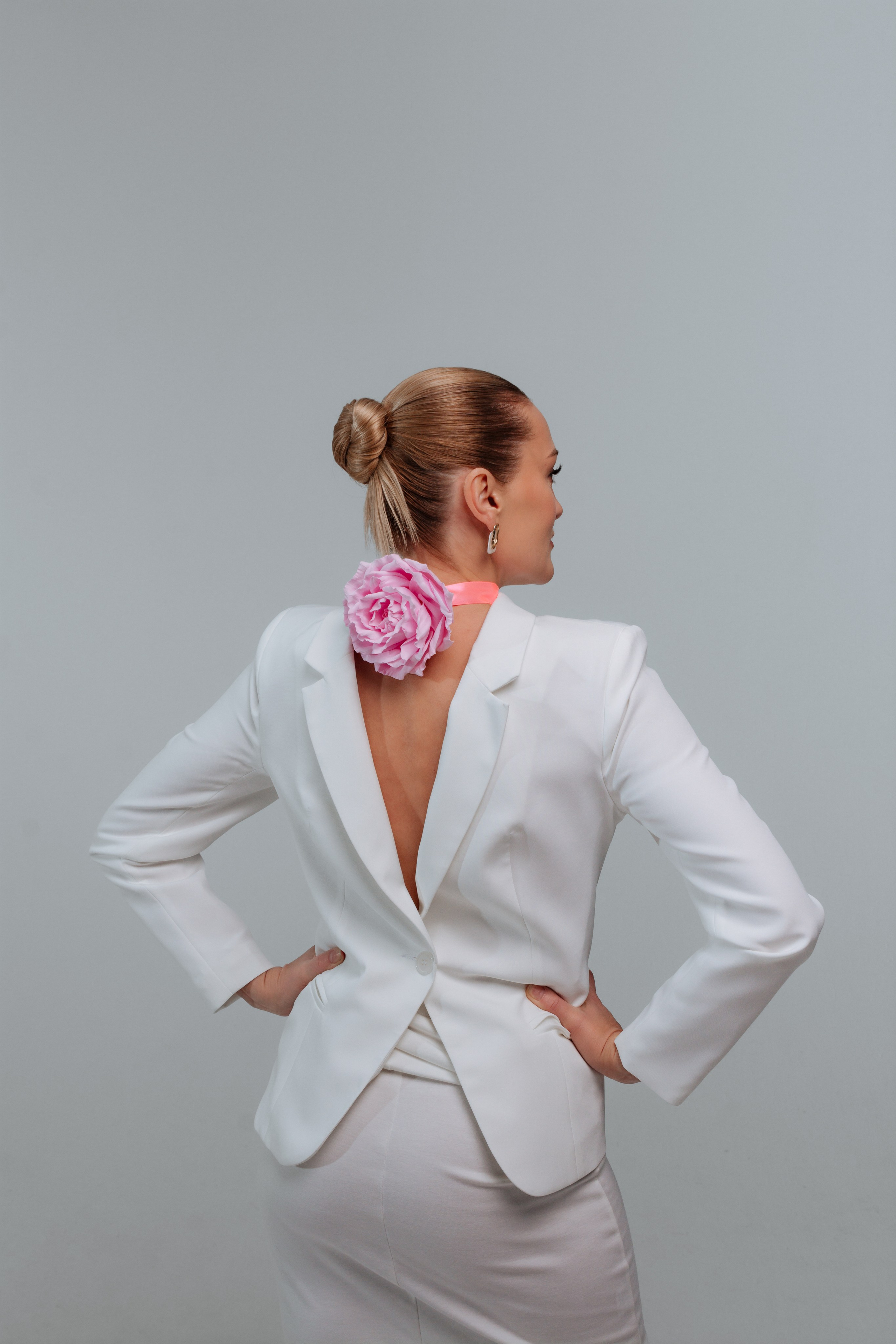 Фотосессия Superwoman. Весна 2024. Портретный фотограф в Санкт-Петербурге Дмитриева Наталия