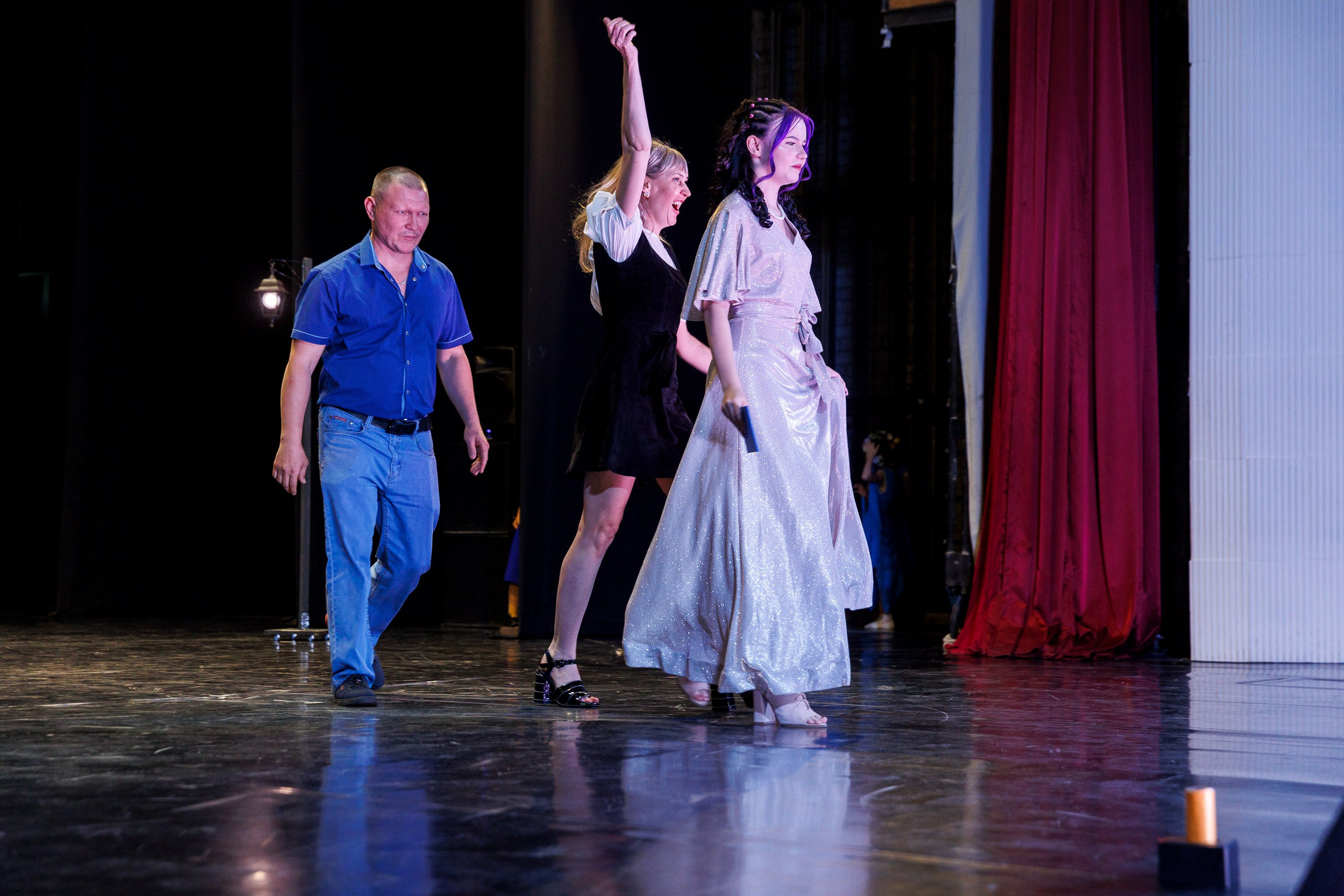 Выпускной — 2023 г. Фотограф Шейдаев Эмин г. Волгоград