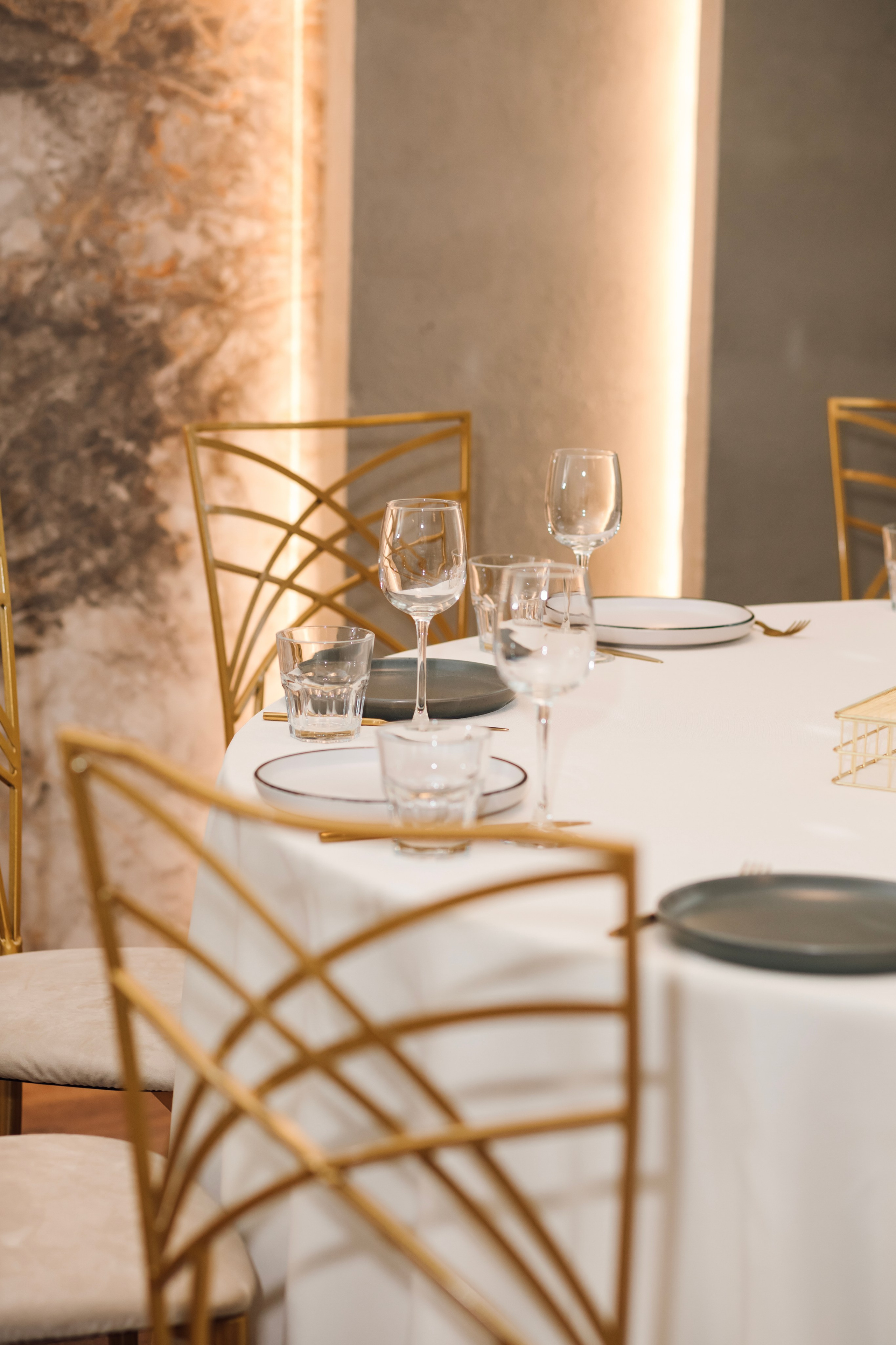 Таня и Миша. Свадьба в лофте. Свадебный и семейный фотограф в Москве Евгения Лисина