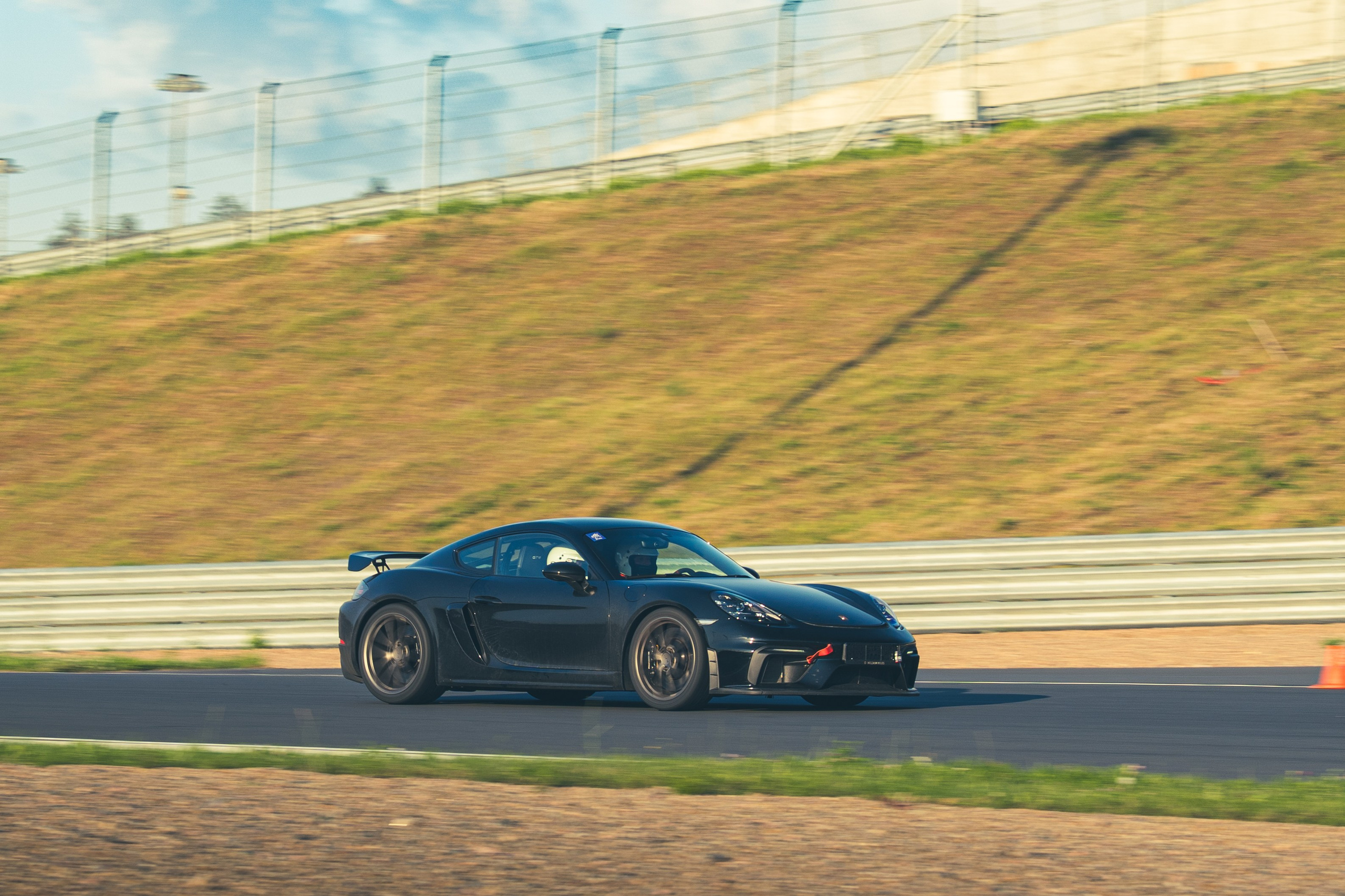 Трек-день Игора Драйв. Портретный и автомобильный фотограф в Санкт-Петербурге Евгений Черепанов