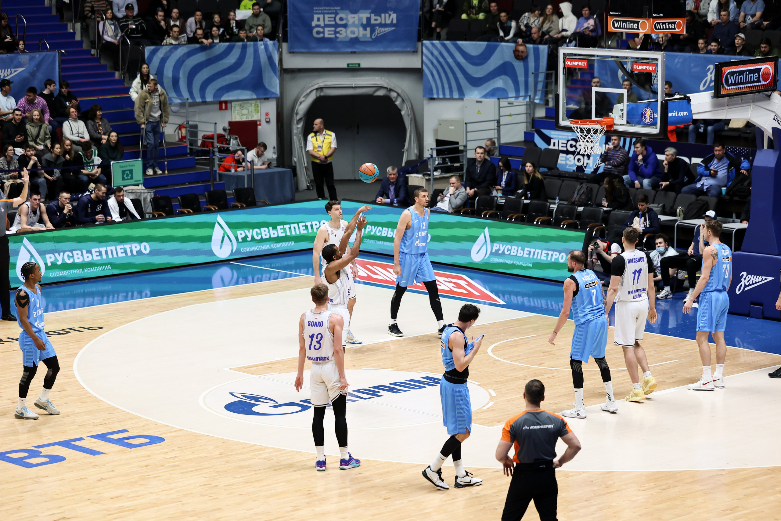 Зенит-Енисей 10.03.2024. Спортивный и репортажный фотограф Антон Тереханов