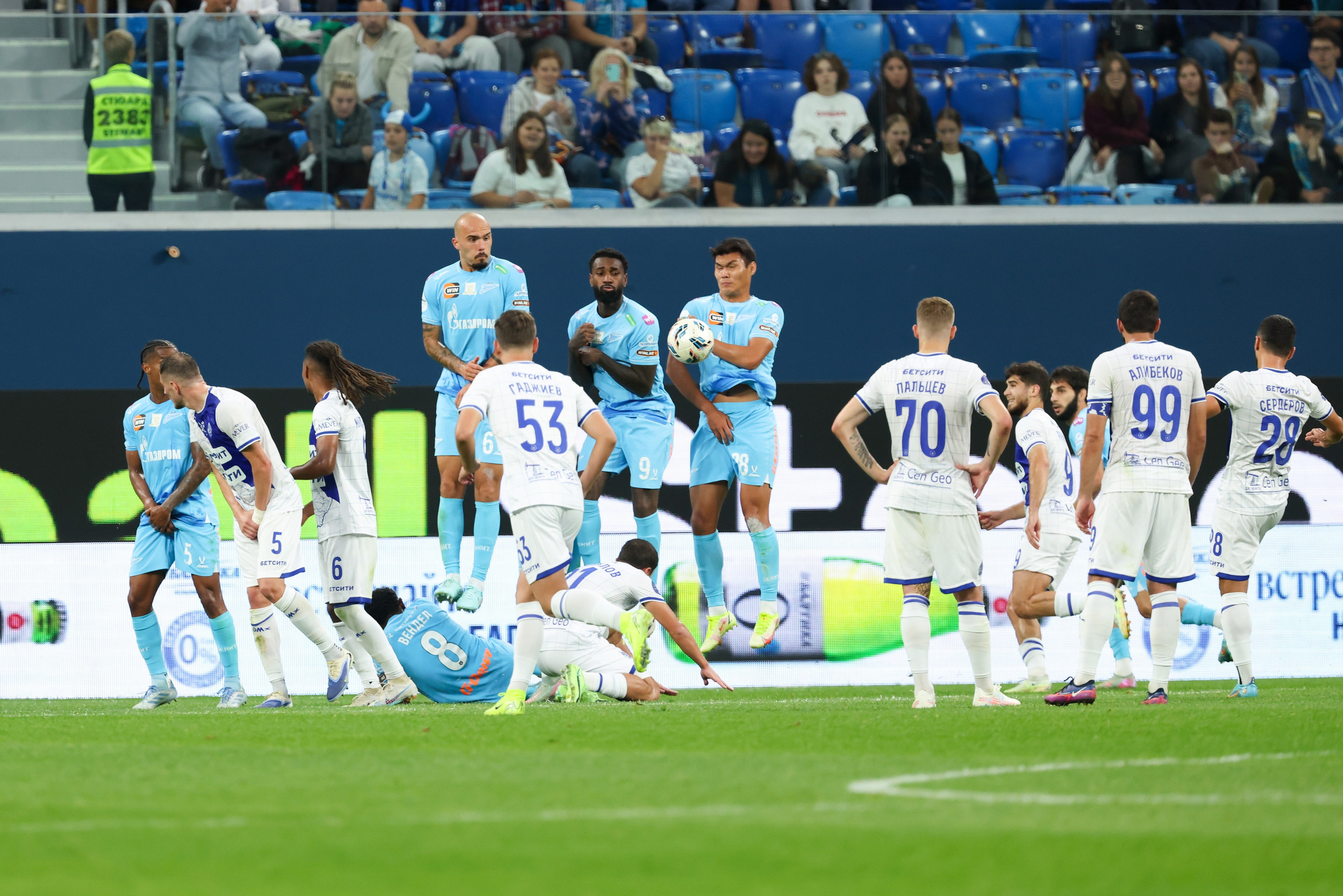 ФК «Зенит» — ФК «Динамо» Махачкала 23.08.2025. Спортивный и репортажный фотограф Антон Тереханов