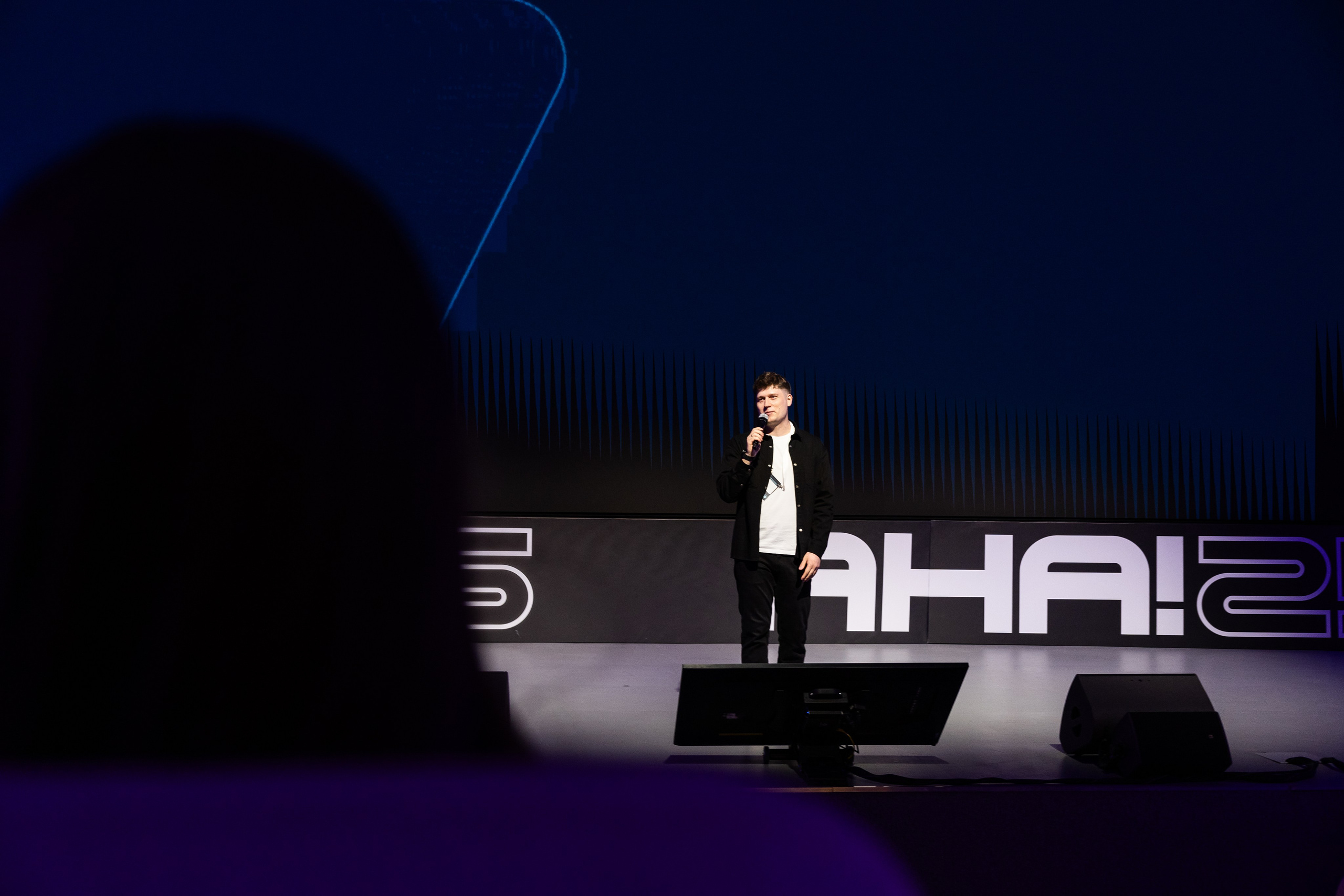 Aha! — 29–30 мая 2025. Фотобанк Матемаркетинг