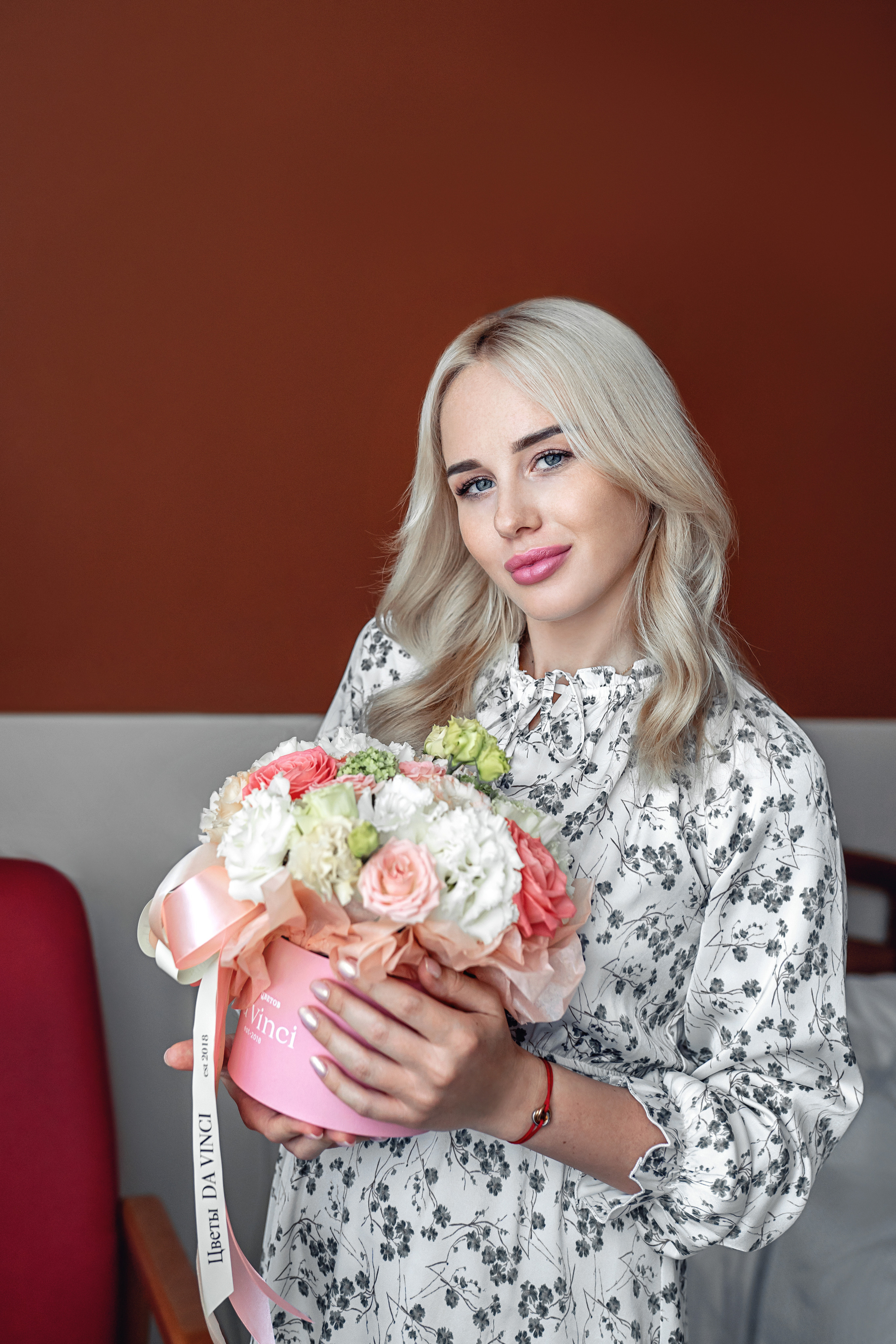 Выписка из роддома Лапино. Фотограф на выписку из роддома Москва. Фотограф \ Видеограф на Крещение, Венчание Москва| Семейные съемки