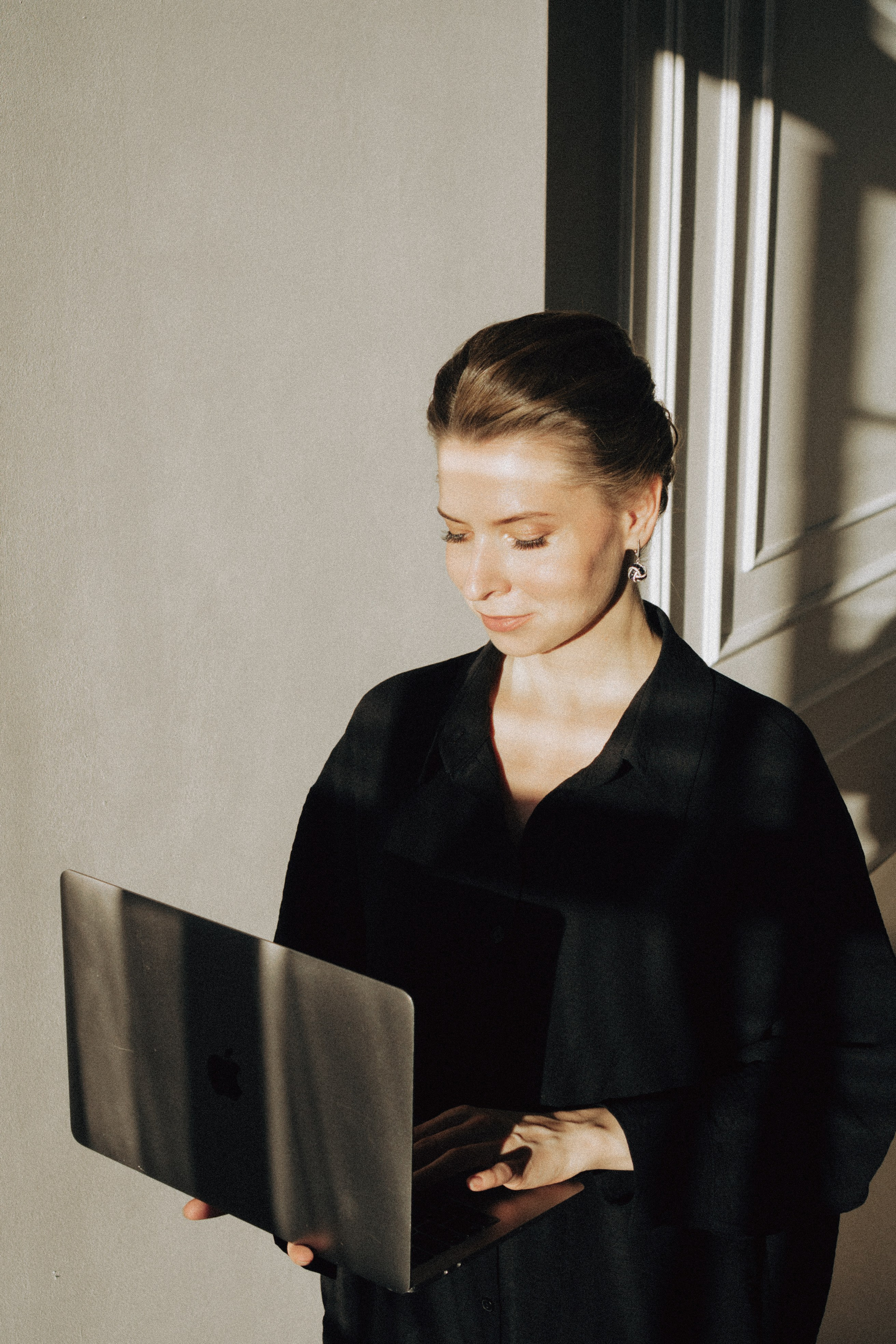 ФОТОСЕСИИЯ В СТУДИИ ДЛЯ ДЕВУШКИ ПСИХОЛОГА. Профессиональный фотограф, Санкт-Петербург — Виктория Богомолова