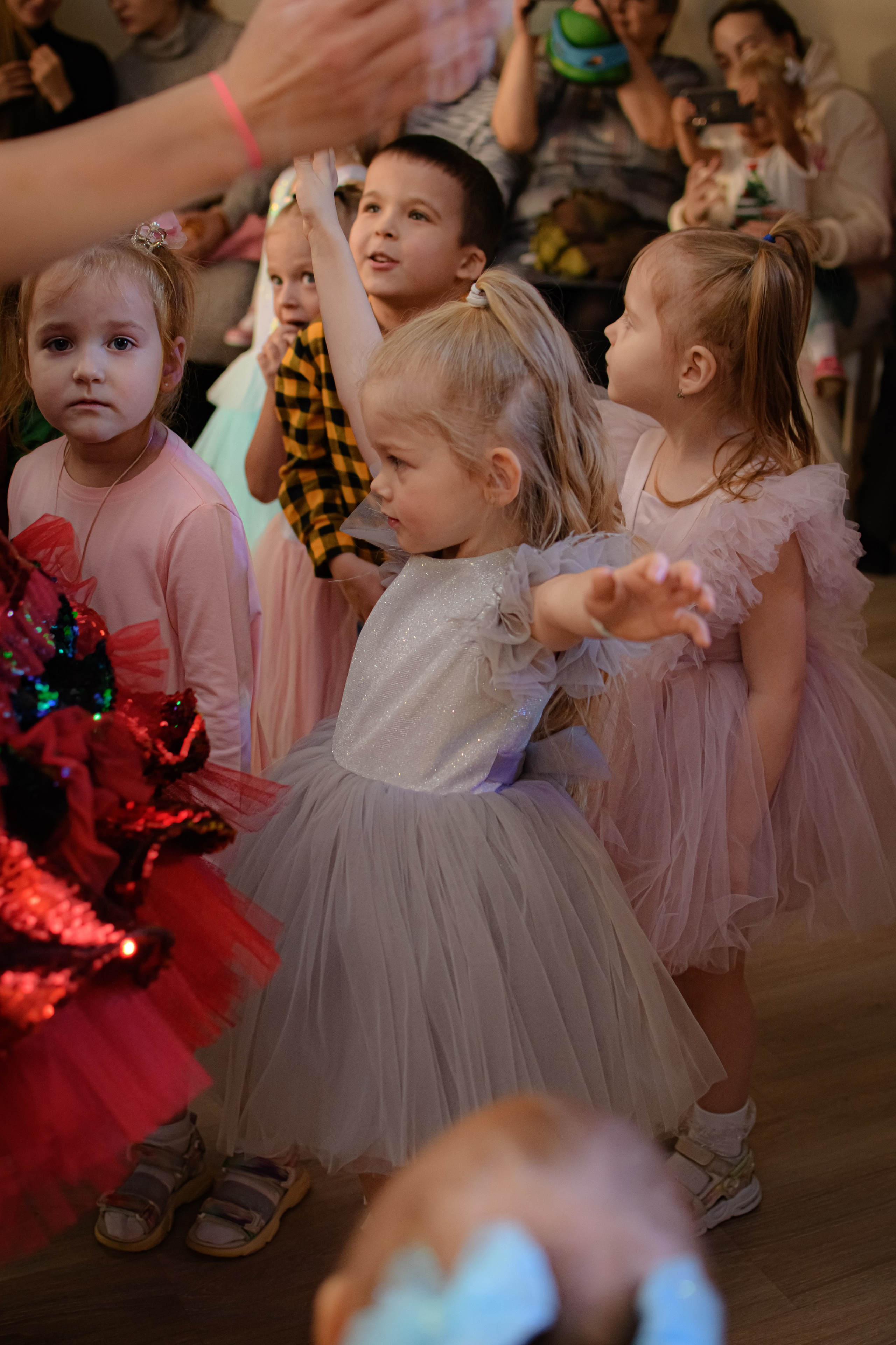 HAPPY NEW YEAR. Photokarish