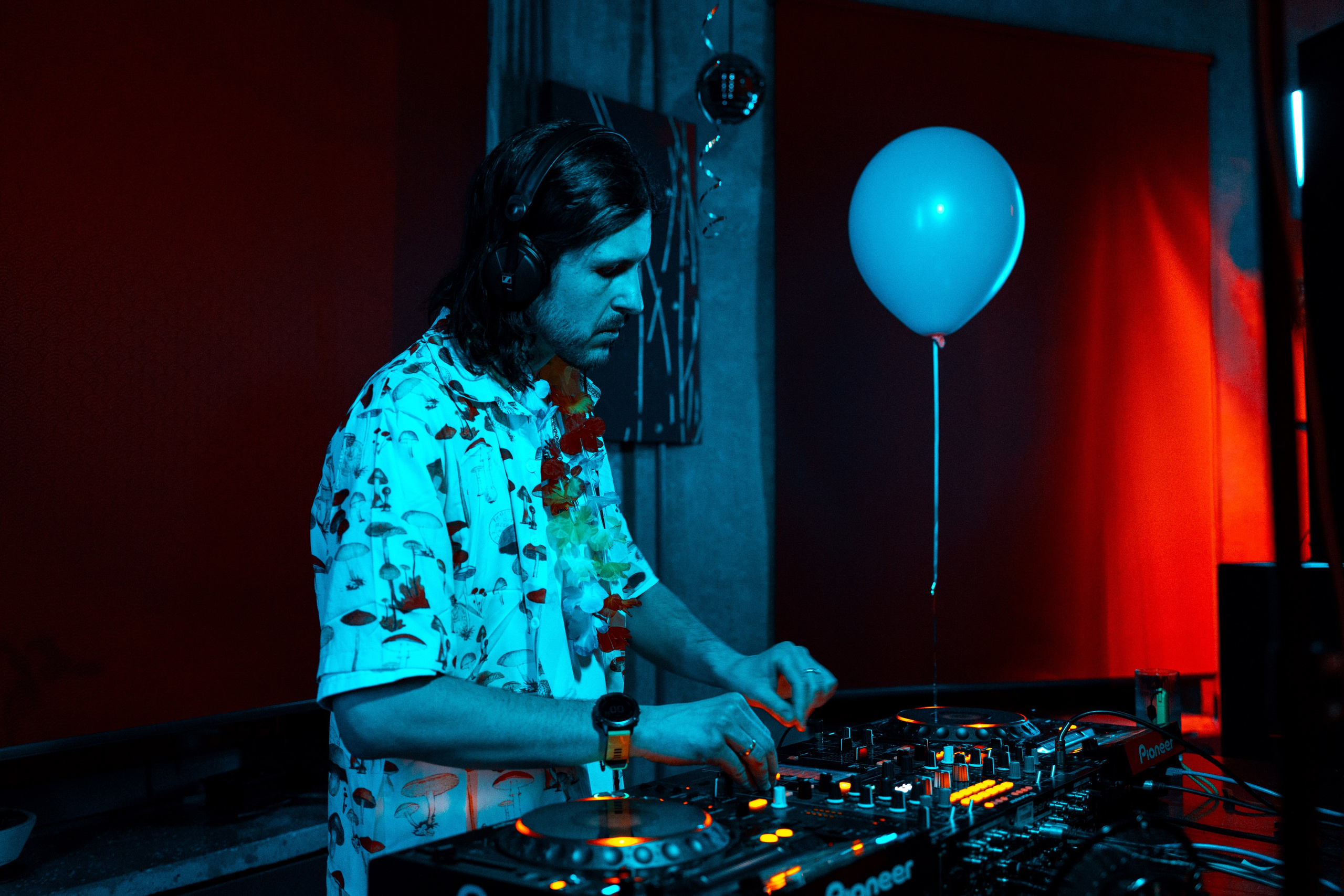 SBROD 009: ЧАЙ С ТОРТИКОМ. SBROD