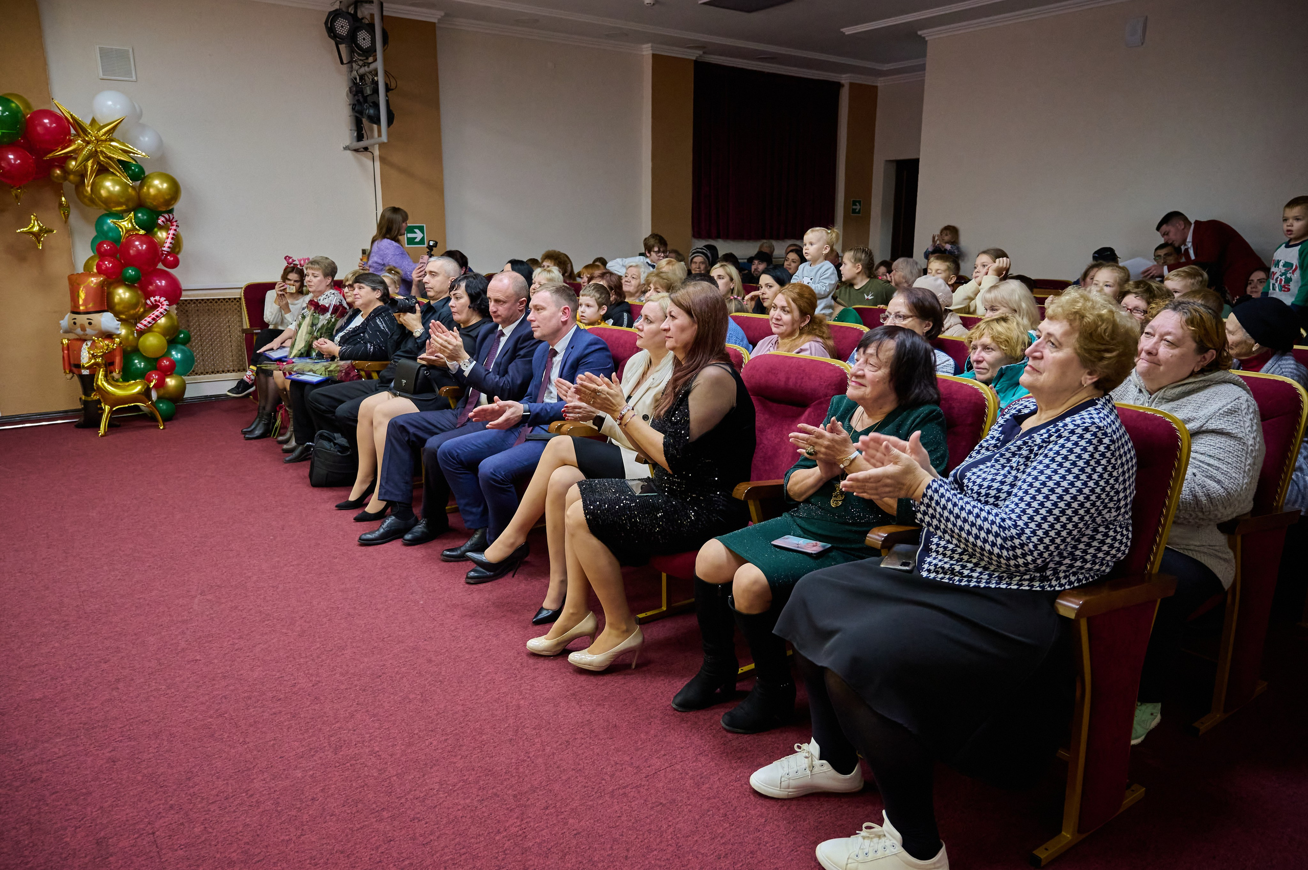 Концерт в ДК с. Виноградное. Жизнь курорта Кабардинка в фотографиях