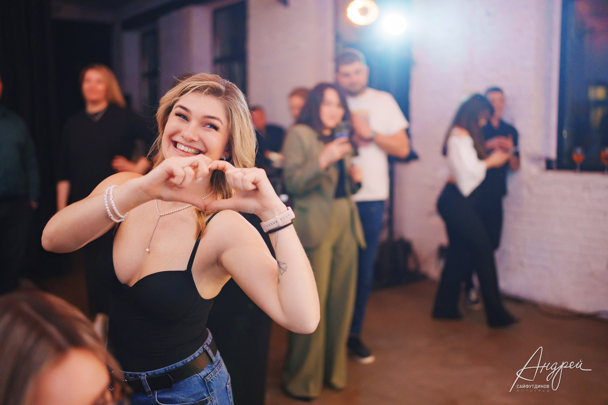 Репортажная фотография дня рождения. Свадебный и семейный фотограф в Ростове-на-Дону. Андрей Сайфутдинов