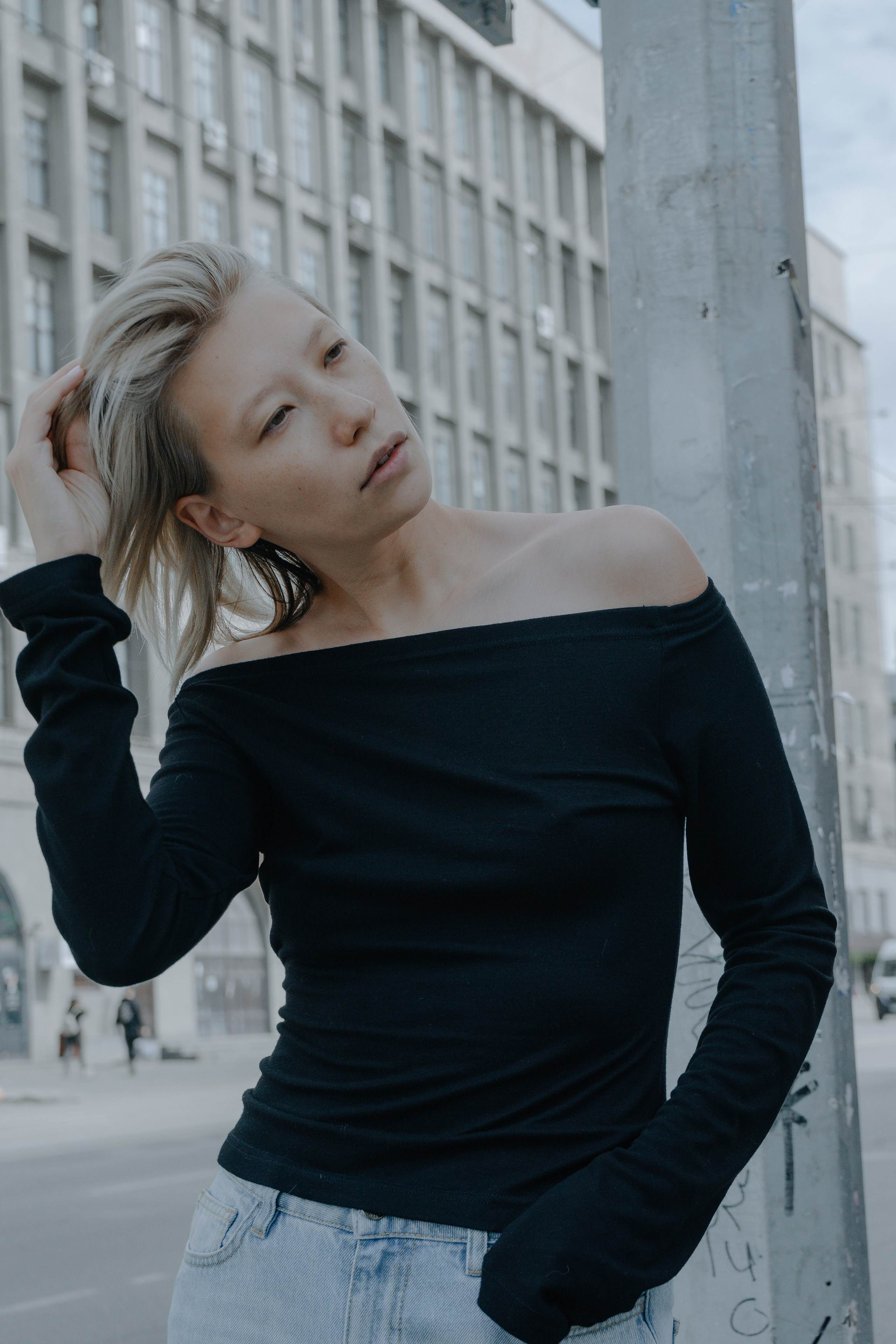 Фотосъёмка в студии девушки корейской внешности. Денис Марков — фотограф в Екатеринбурге