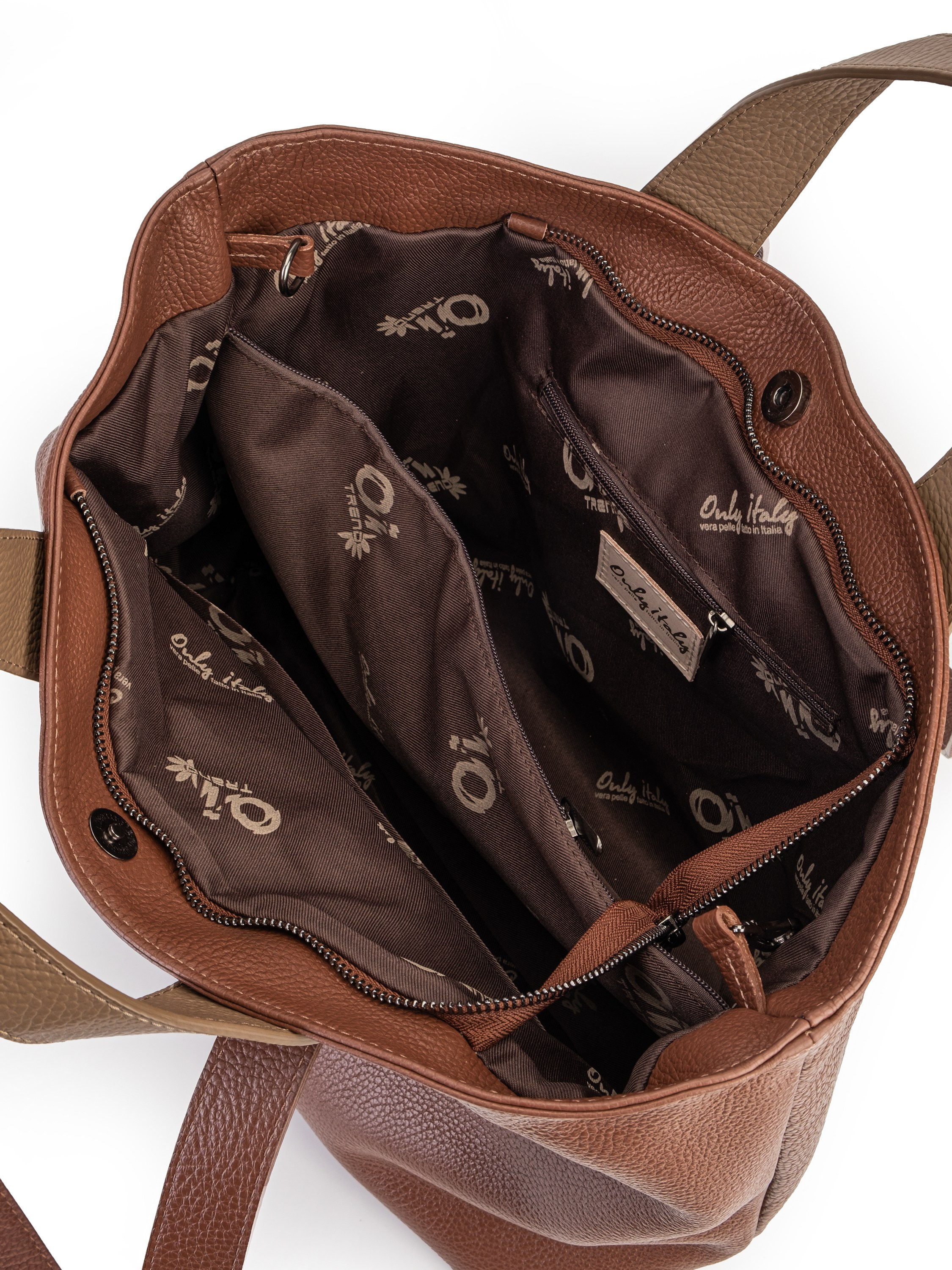 Предметная съёмка для маркетплейсов | Сумки. Предметный фотограф в Симферополе Антон Катунин