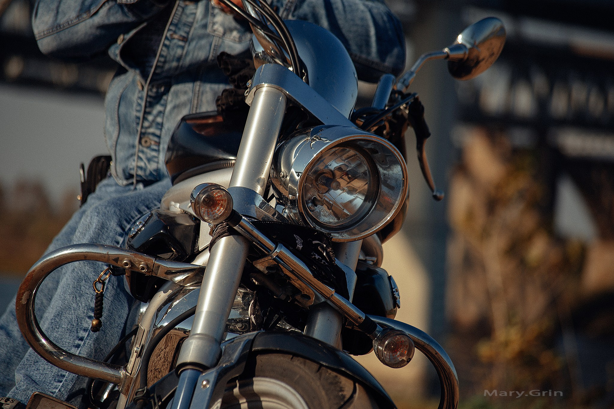 Дмитрий с мотоциклом. Детский и семейный фотограф, фотограф мероприятий Нижний Новгород