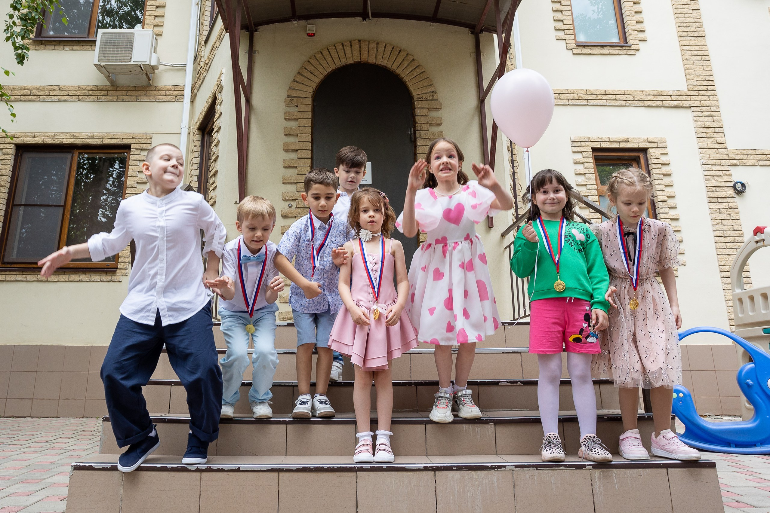 Выпускной Детский сад, 2 часа, 8000. Выпускные альбомы Майкоп, Краснодар Елена Золотарева