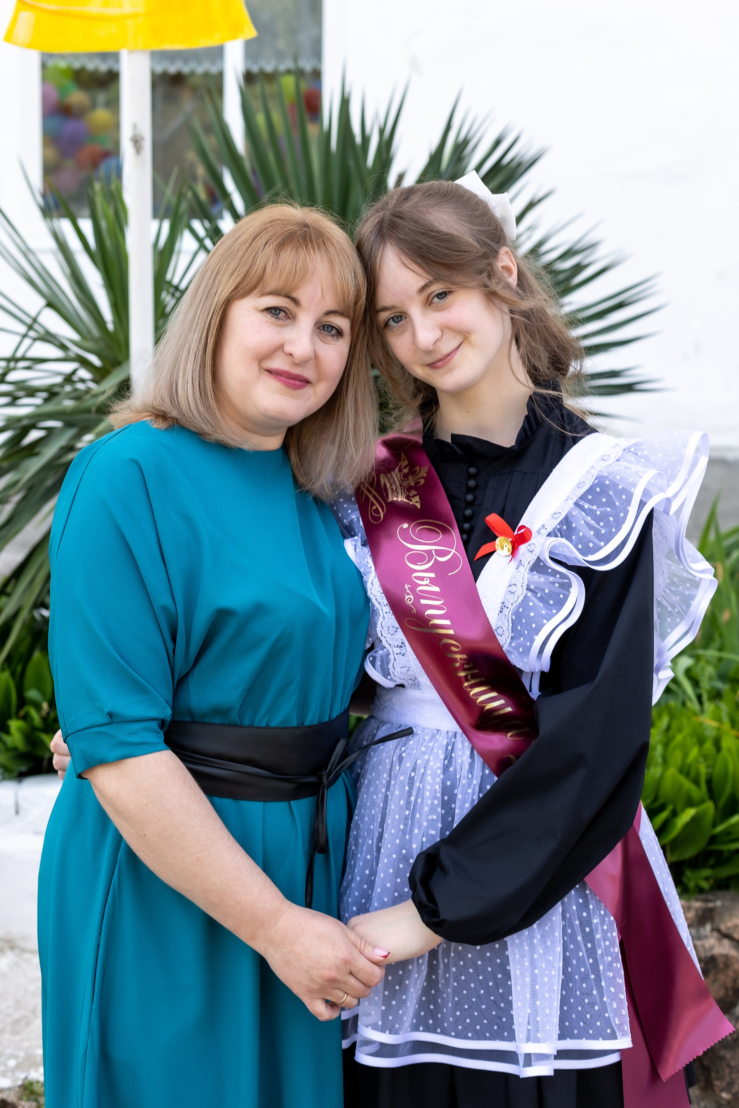 Последний звонок. Выпускные альбомы Майкоп, Краснодар Елена Золотарева