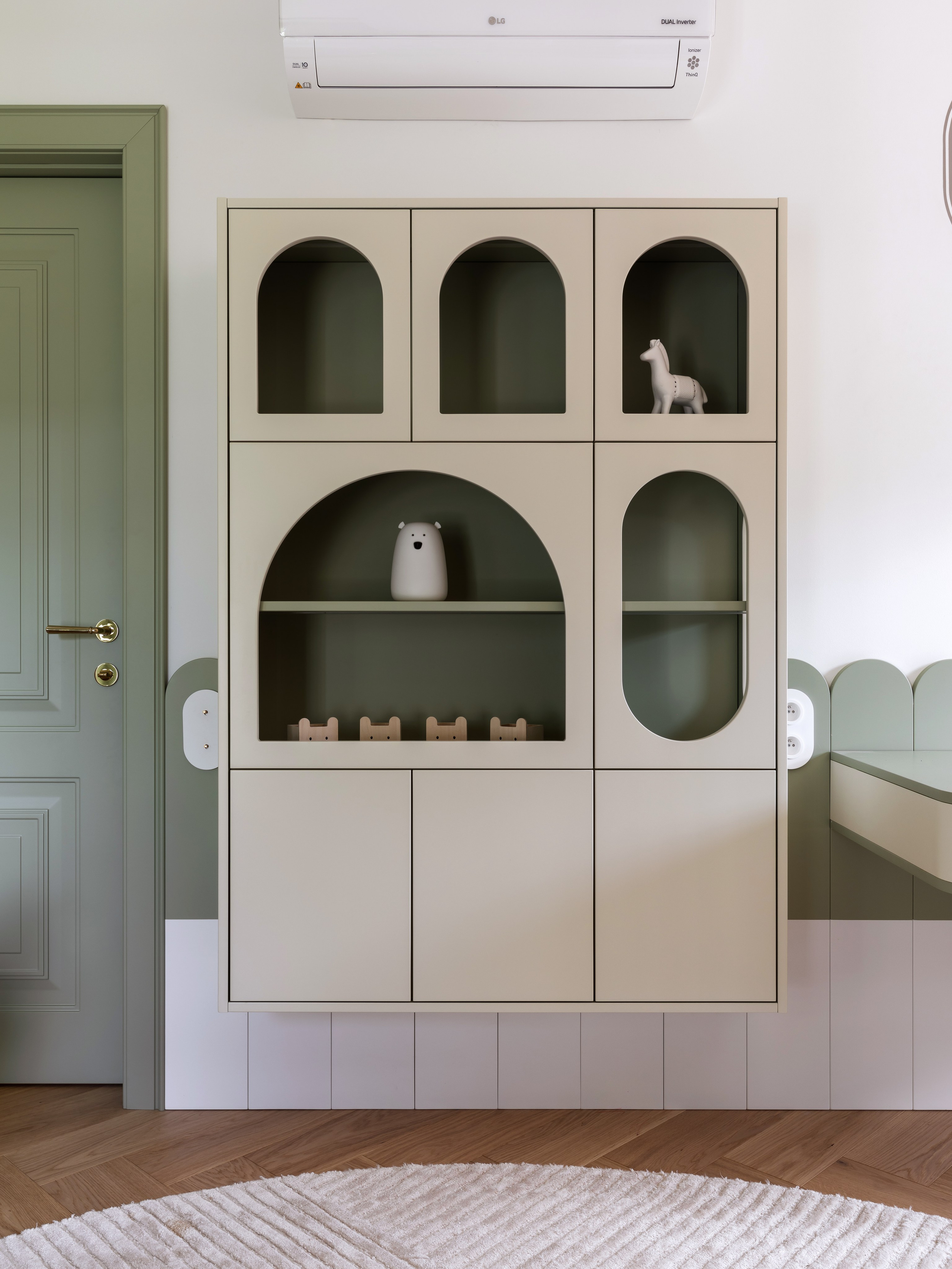 Реализация Srebnych Świerków. MIRRO STUDIO Дизайн интерьера и реализация под ключ Варшава