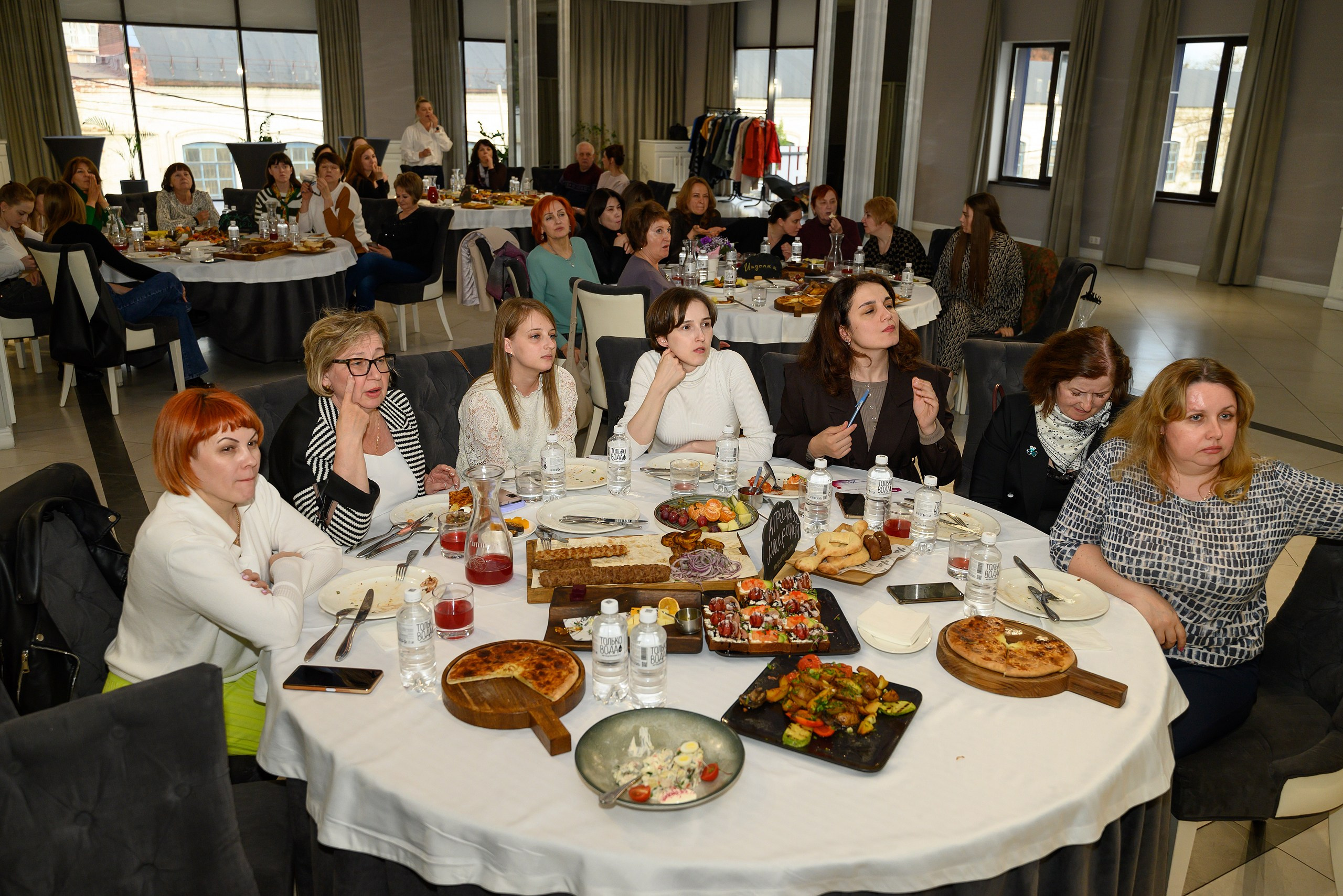 Репортажная съемка мероприятий в Краснодаре. Свадебный и семейный фотограф в Краснодаре Владимир Курашев