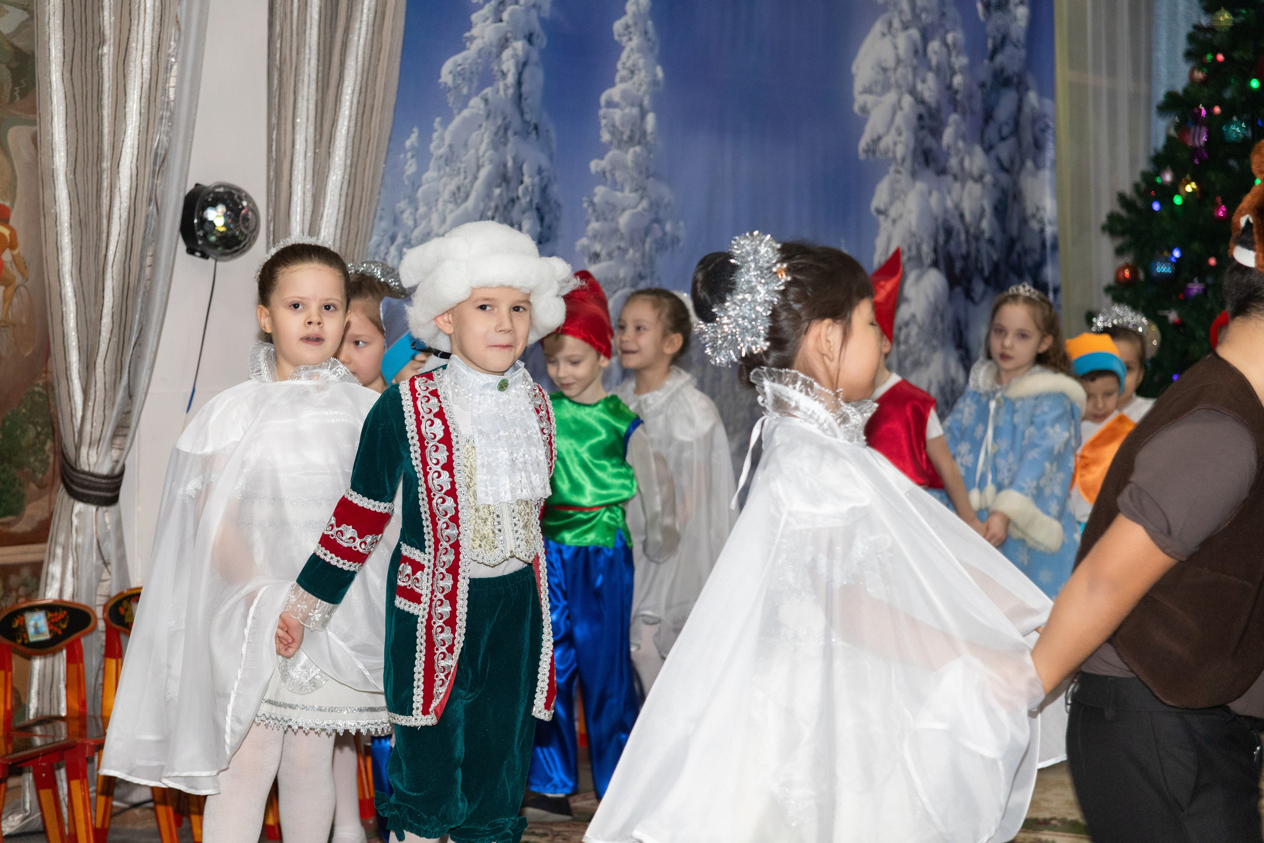 Новогодний утренник подготовительной группы. Индивидуальный и свадебный фотограф в Москве, Электростали и Туле Кадейкина Екатерина