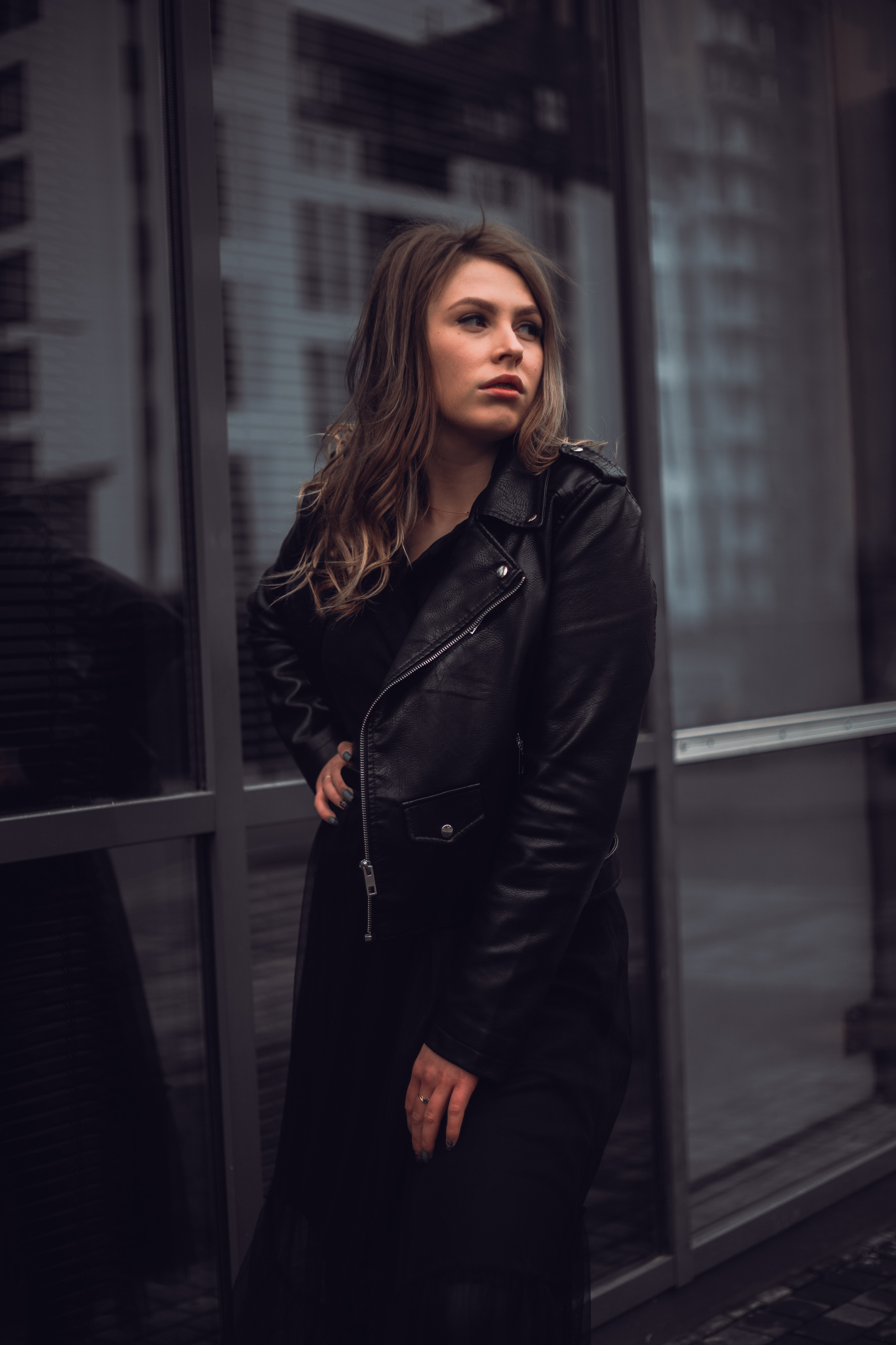 "Новый город" девушка на съемке в Ижевске. Бизнес фотограф Ижевск — Назаров Роман