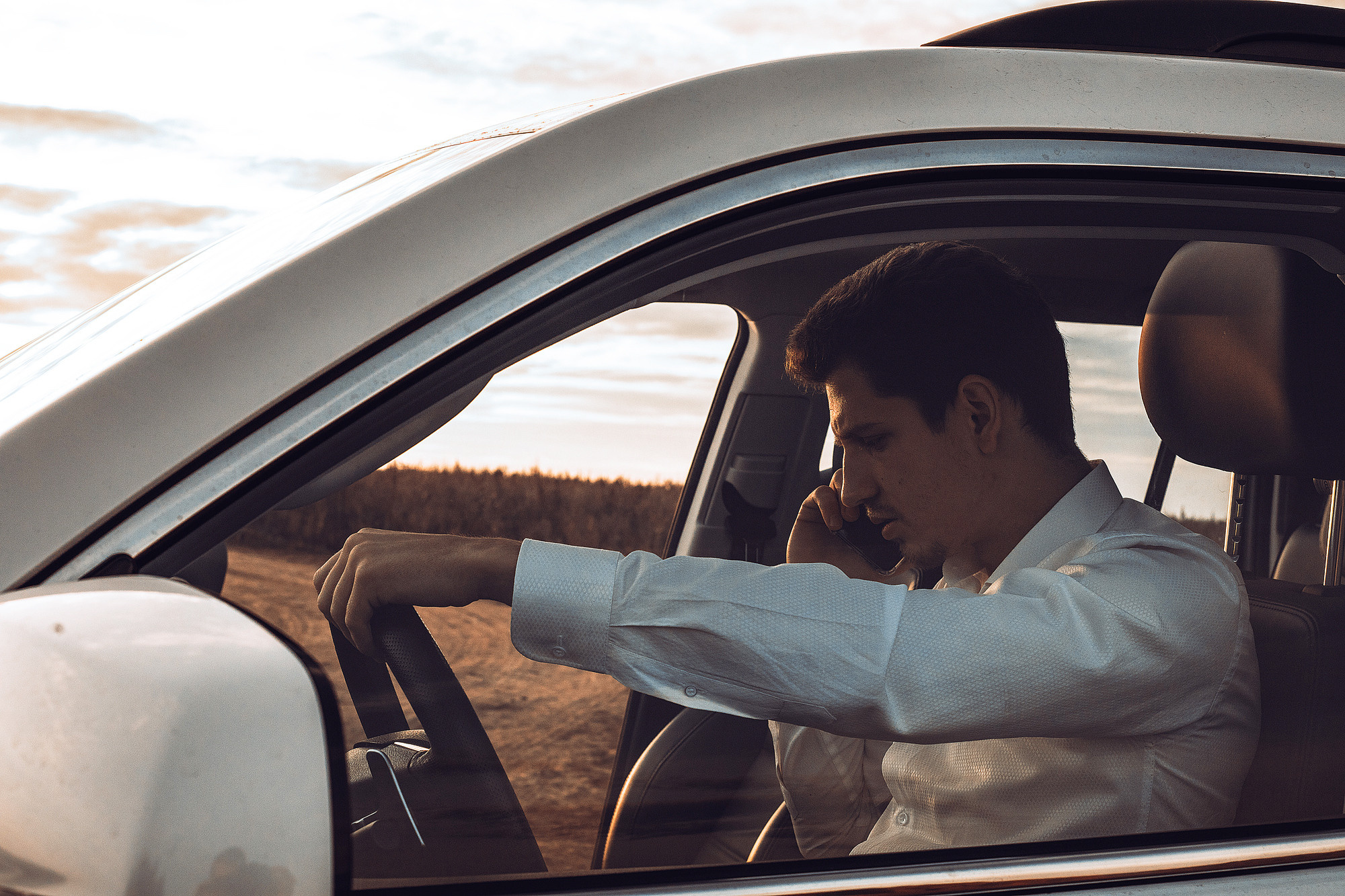 Мужская съемка в Ижевске с автомобилем Haval. Бизнес фотограф Ижевск — Назаров Роман