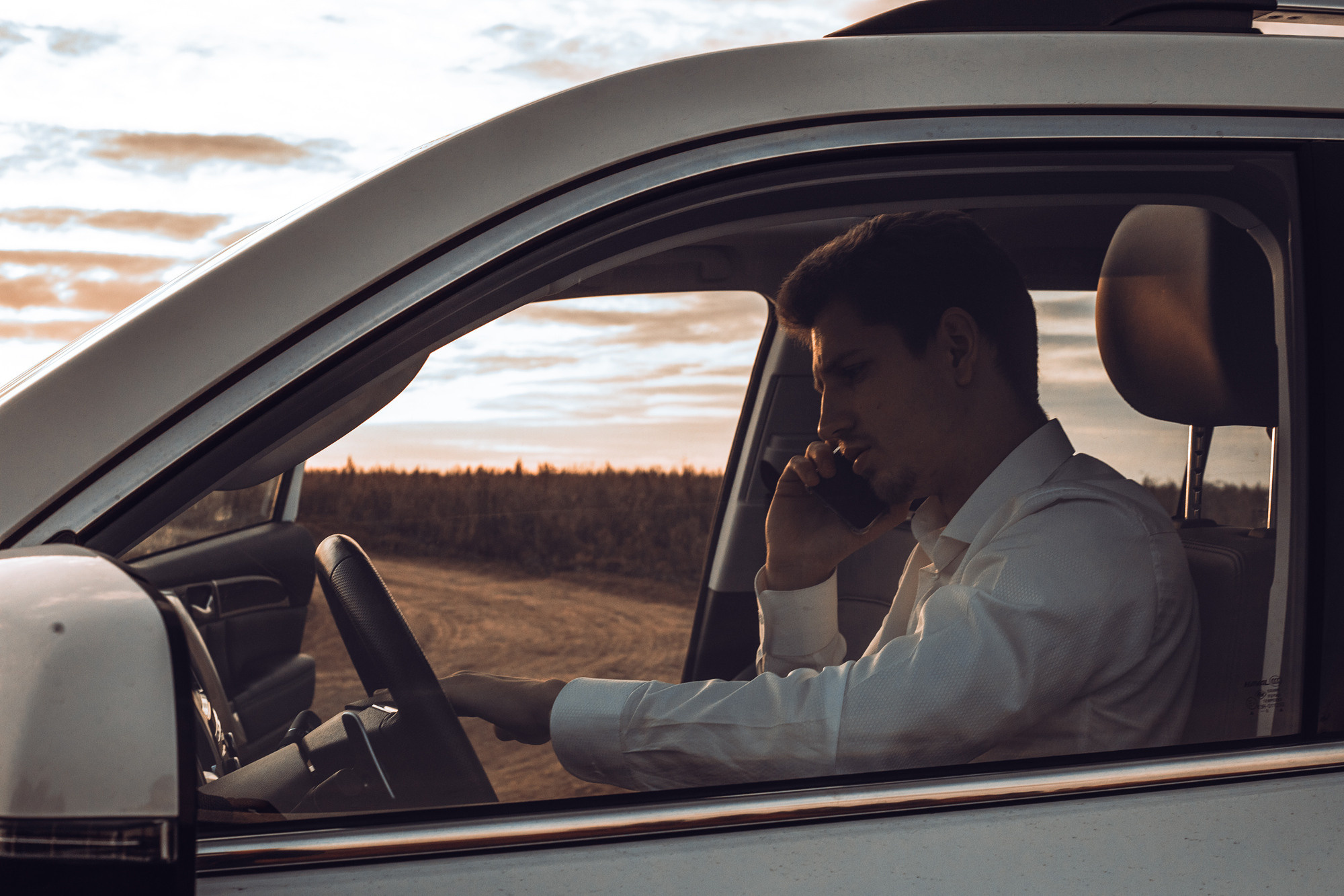 Мужская съемка в Ижевске с автомобилем Haval. Бизнес фотограф Ижевск — Назаров Роман