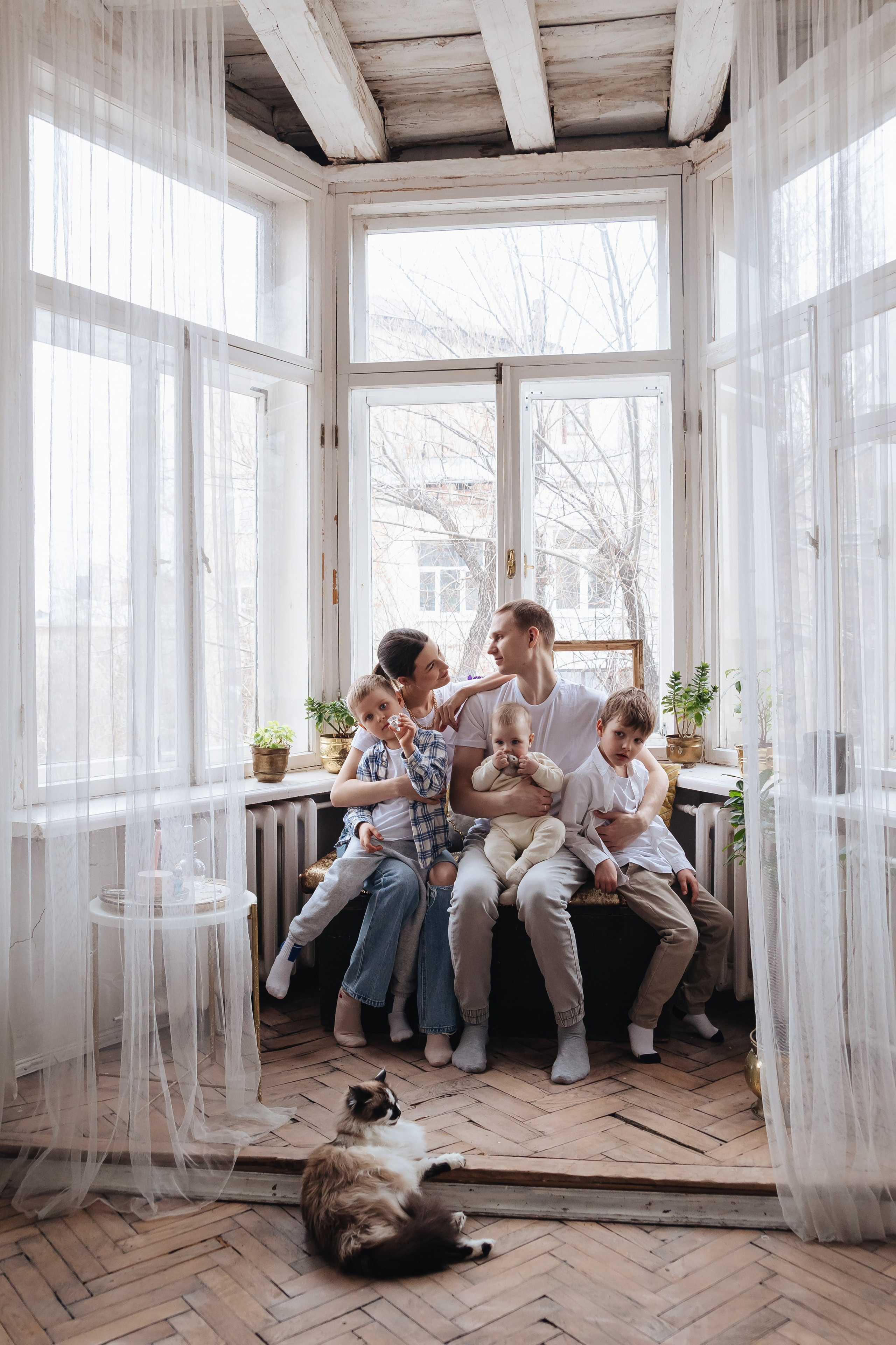 Съёмка в домашней студии в Екатеринбурге. Свадебный, семейный фотограф, контент съёмка. Екатеринбург. Елена Граф
