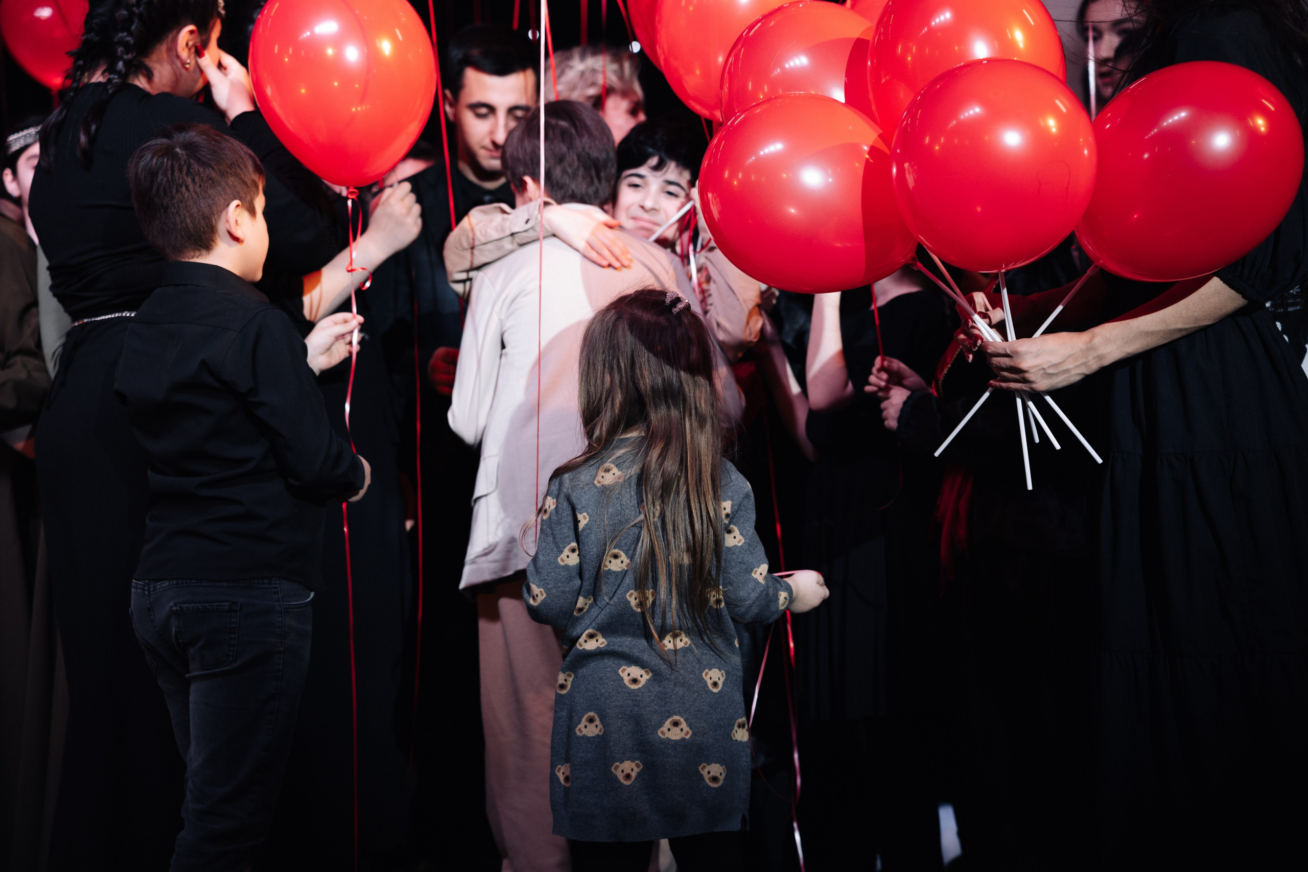 Благотворительный концерт в помощь Артему Сардаряну. Фотограф Артем Севостьянов. Профессиональная фотосъемка в Ногинске, Москве, Московской области и за границей