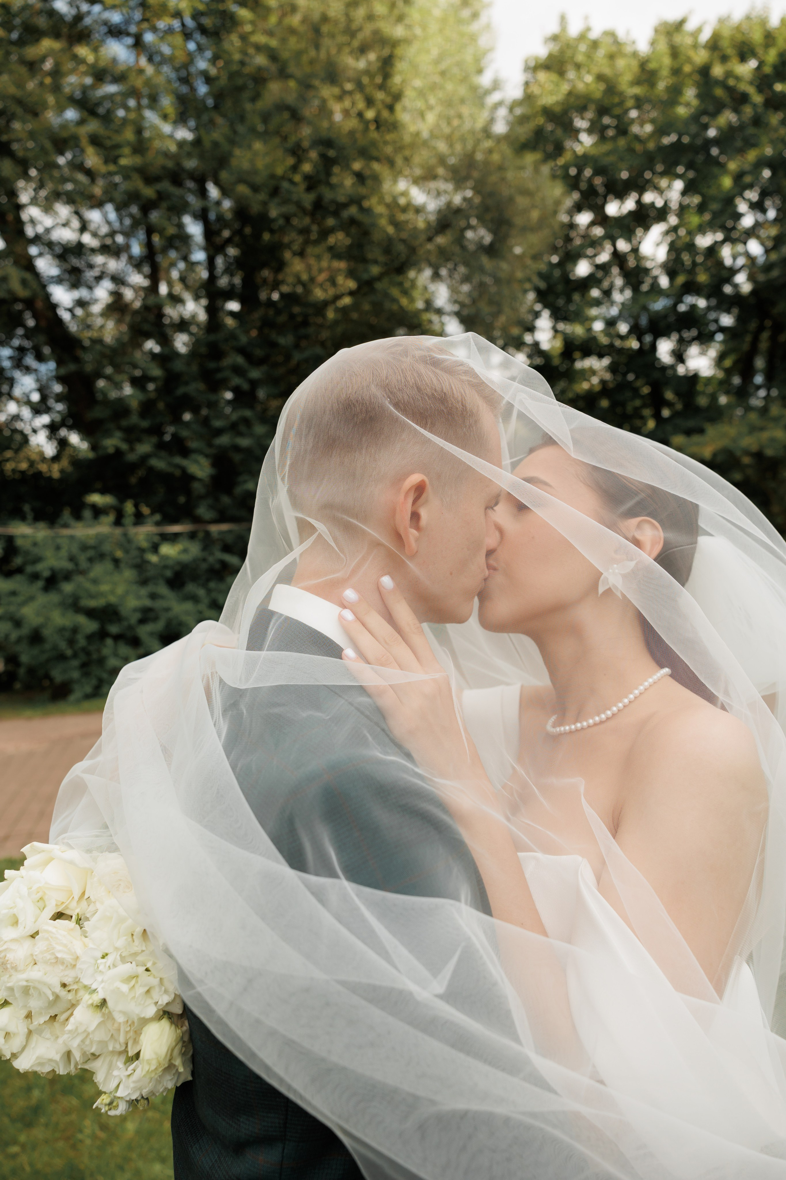 Регистрация в отеле Fish Point, ЗАГС Бутово, прогулка в Остафьево. Свадебный и репортажный фотограф (Москва, Королев и другие)