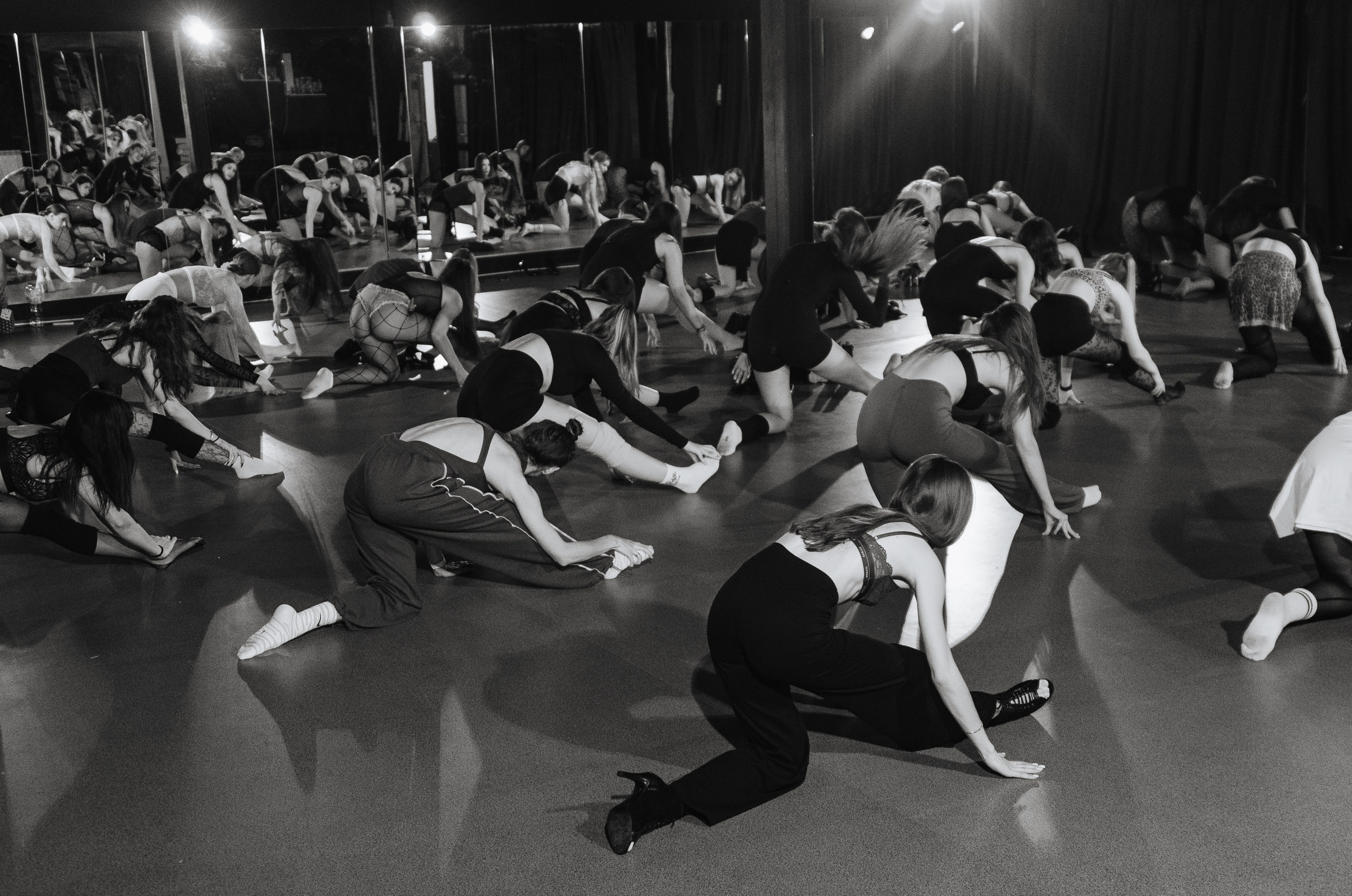 Мастер-классы по High Heels/Girly hip-hop от Оксаны ATTA. Денисова Аля — фотограф для парных съемок и индивидуальных историй в Барнауле