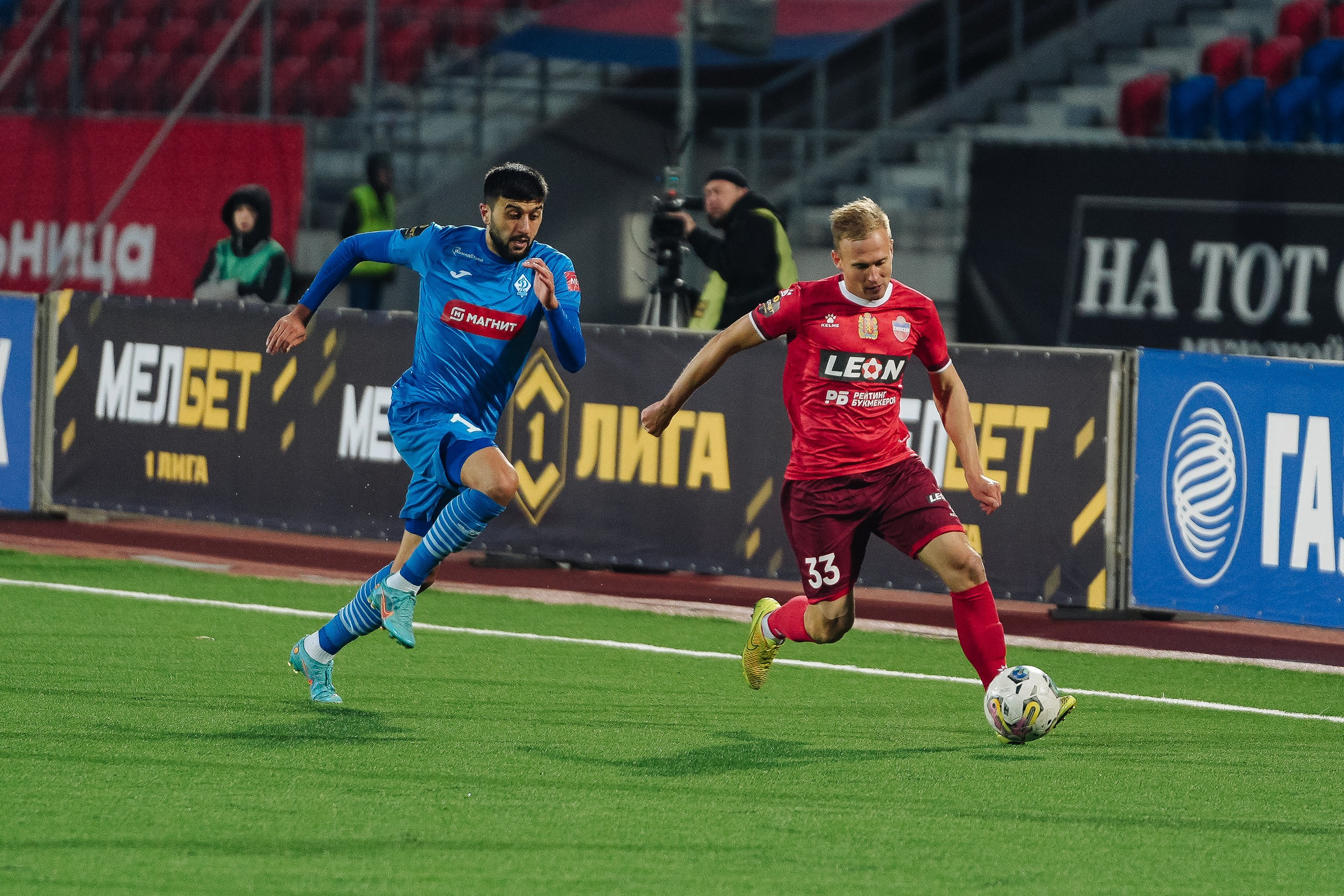 Футбол. Репортажный фотограф Красноярск Алекс Чампакхам