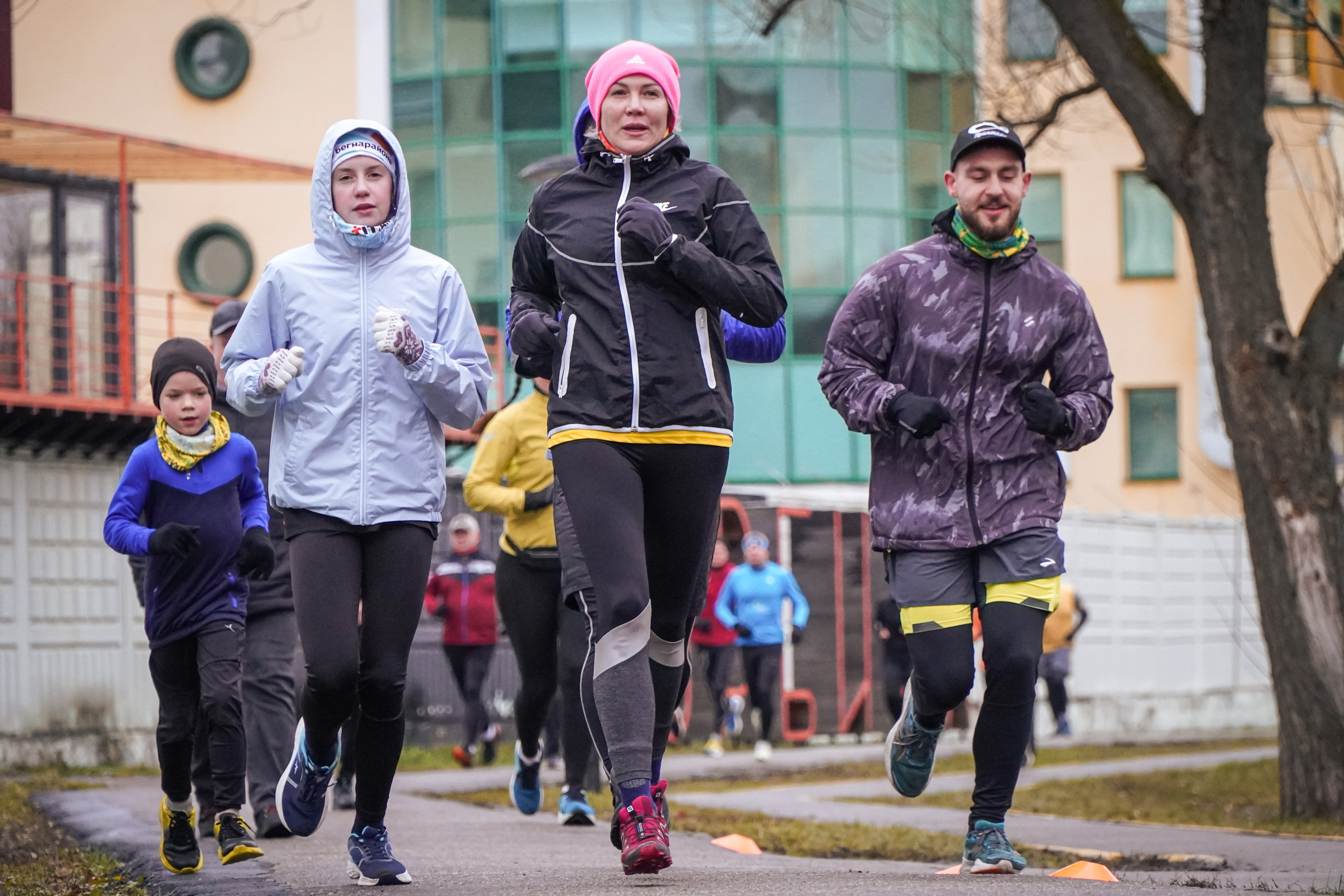 5 вёрст Реутов 16.11.2024. Роман Капилюшов. Бег. Фото. Видео. г. Люберцы