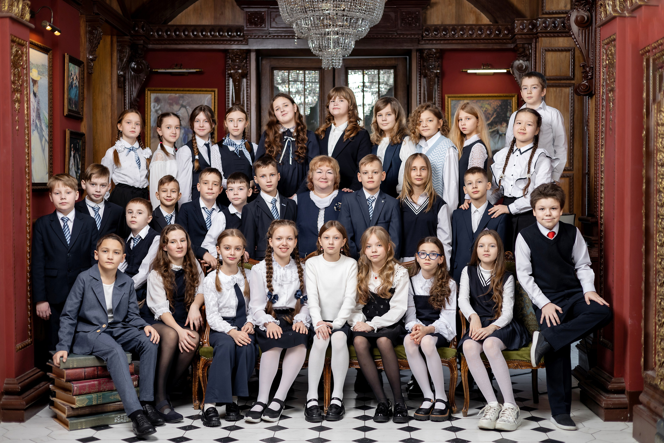 Зал Галерея. Выпускные альбомы. Школьный и семейный фотограф Виктория Игнатьева