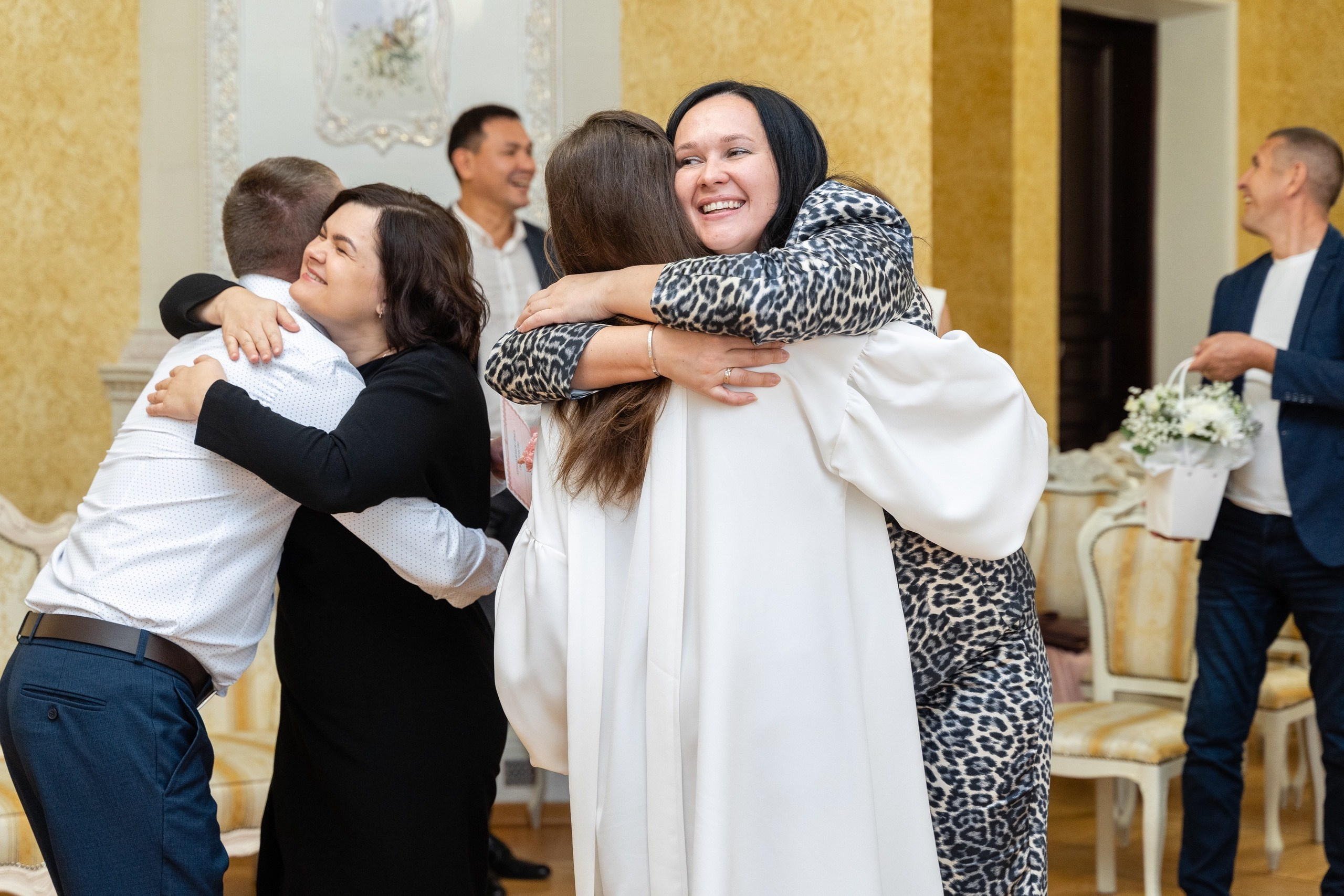 Свадебная фотосъемка в Ижевске, Воткинске, Чайковском, Сарапуле, Перми, Уфе и Казани. Фото и видео для бизнеса, репортажная и свадебная съемка|Александр Кузнецов|Ижевск, Воткинск