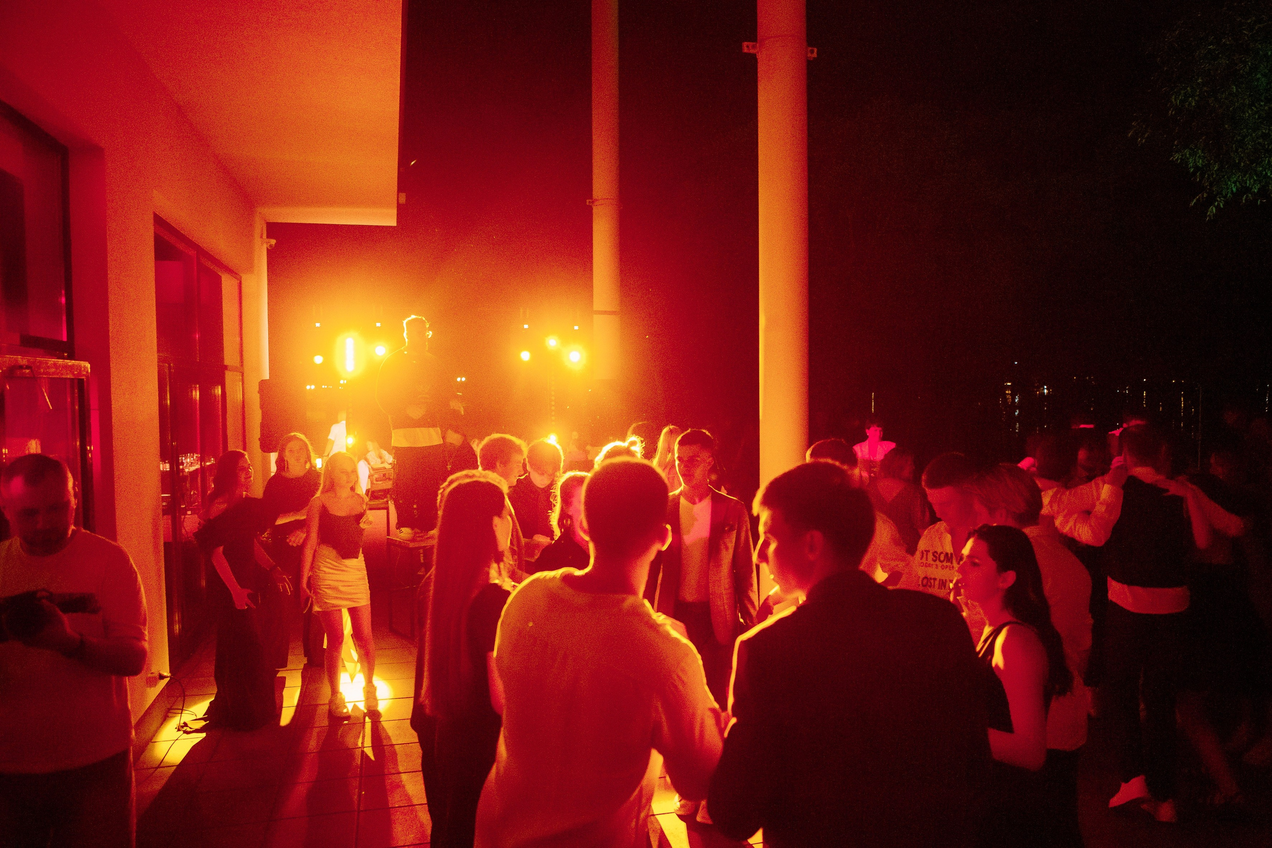 Выпускной Гимназия 12 2024 OpenHouse. Свадебный и портретный Фотограф в Липецке Дмитрий Котюков