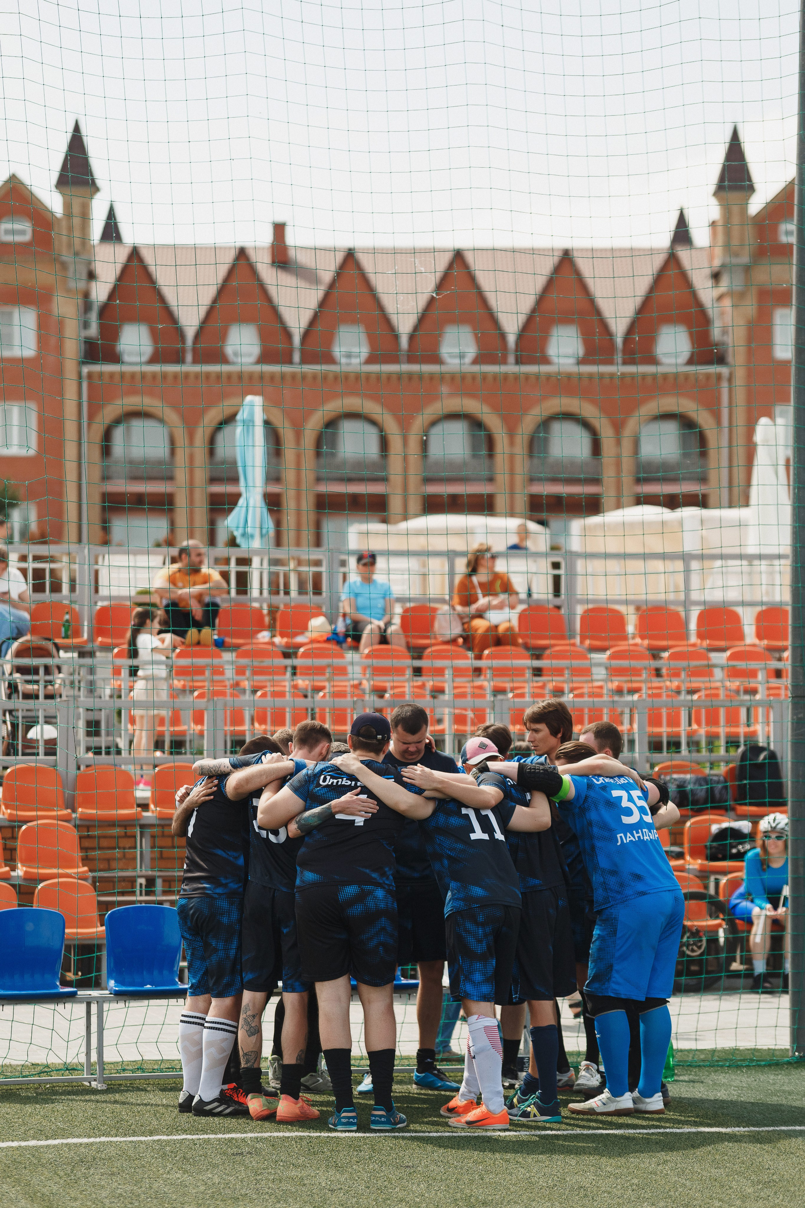 Под знаменем Амбрелла: Футбольный турнир в Приазовье Таганрога. Свадебный и семейный фотограф в Таганроге Бакарюк Антон