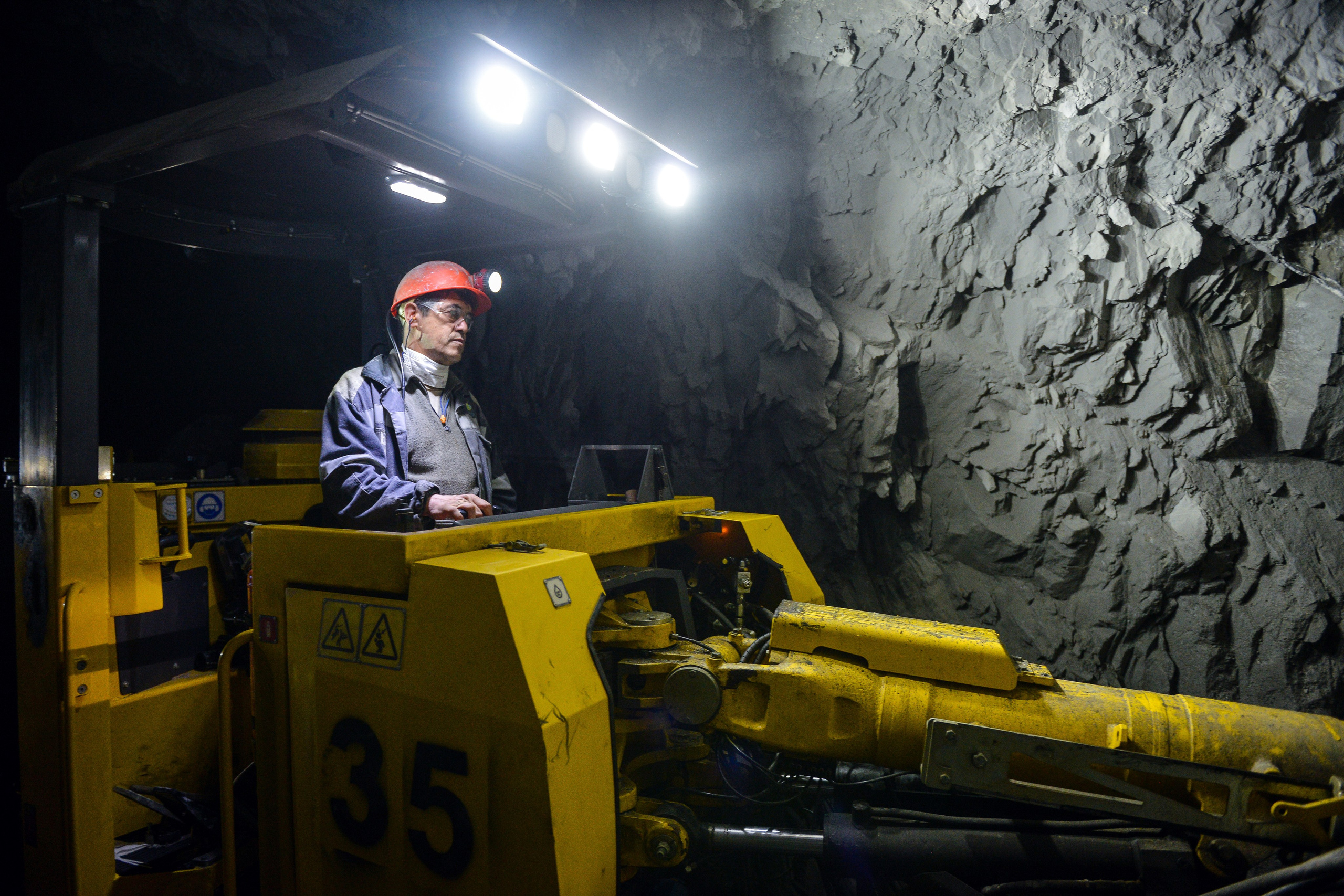 Промышленная съемка. Профессиональный фотограф в Алматы Влад Семёнов