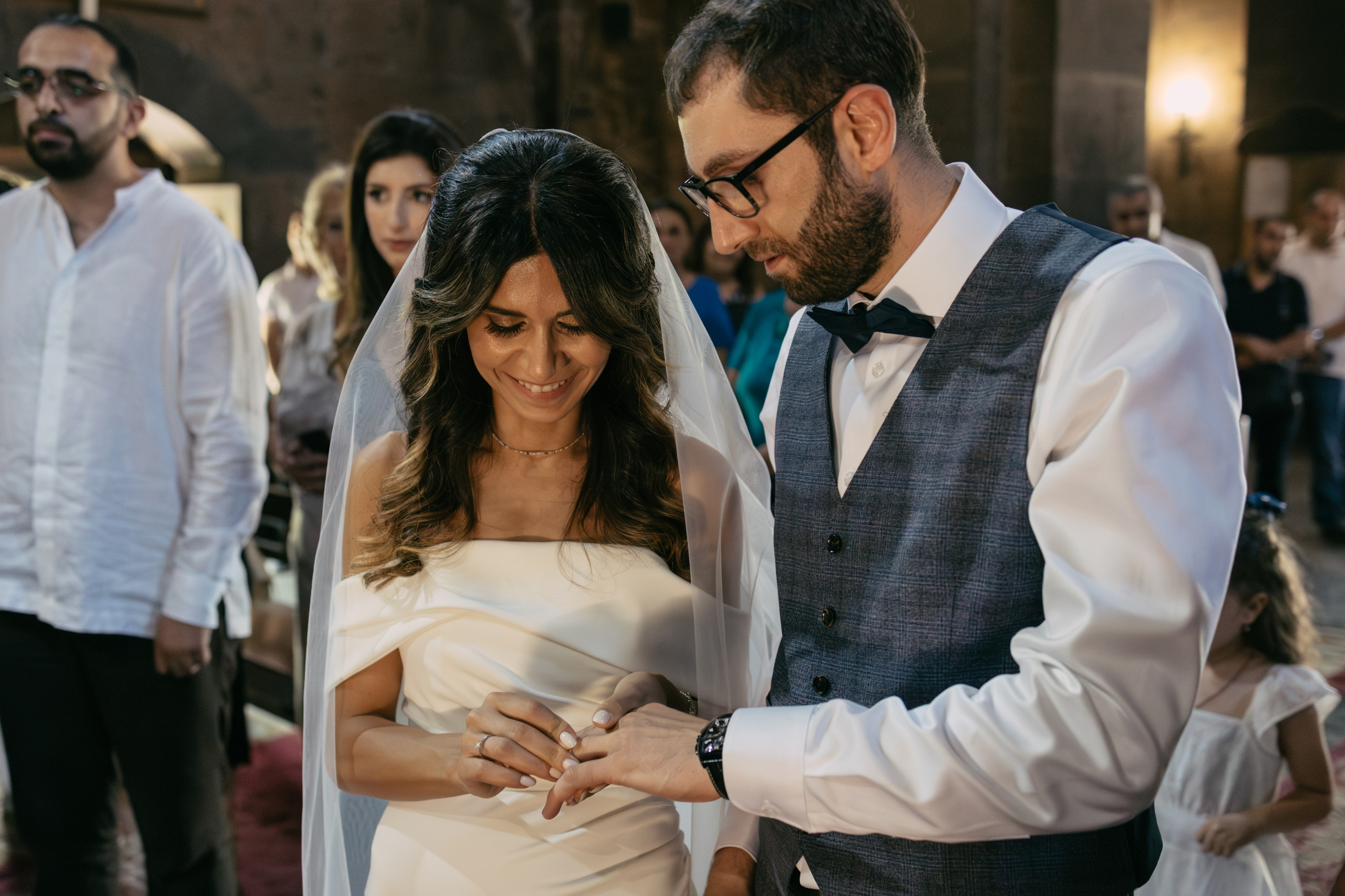 Свадьба Мери и Арама в храме Мухни. Фотограф в Армении Женя Гилевич