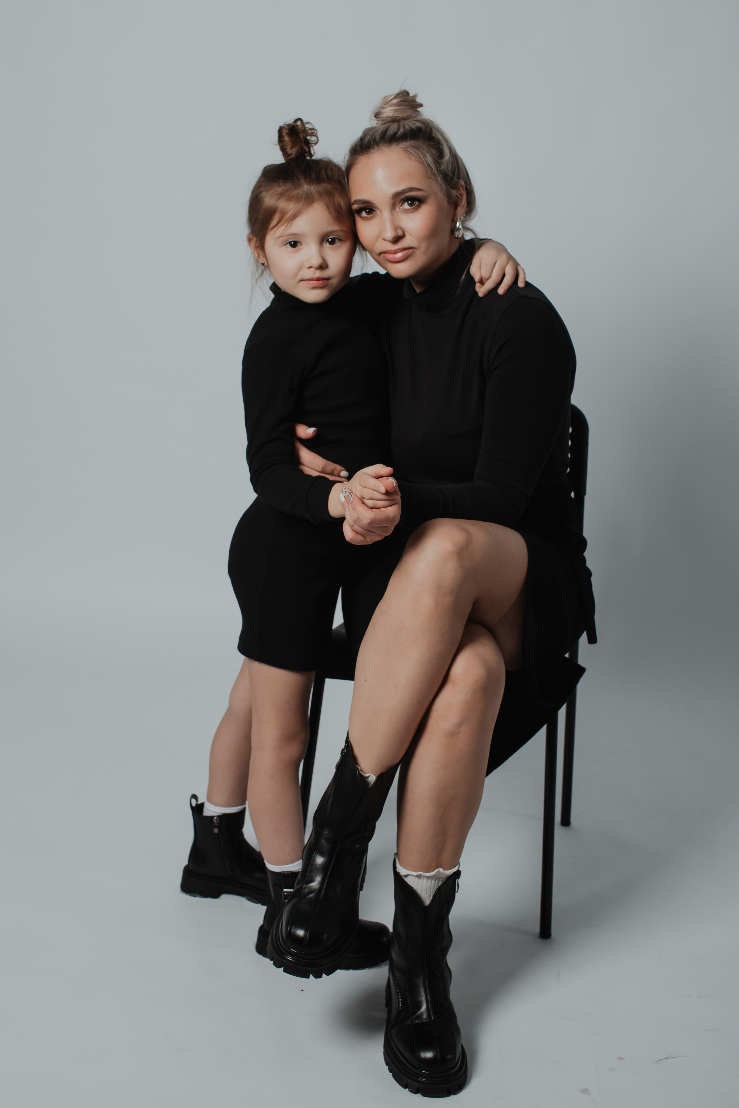 Александр, Ксения и Алина. Фотограф Arina Elatova