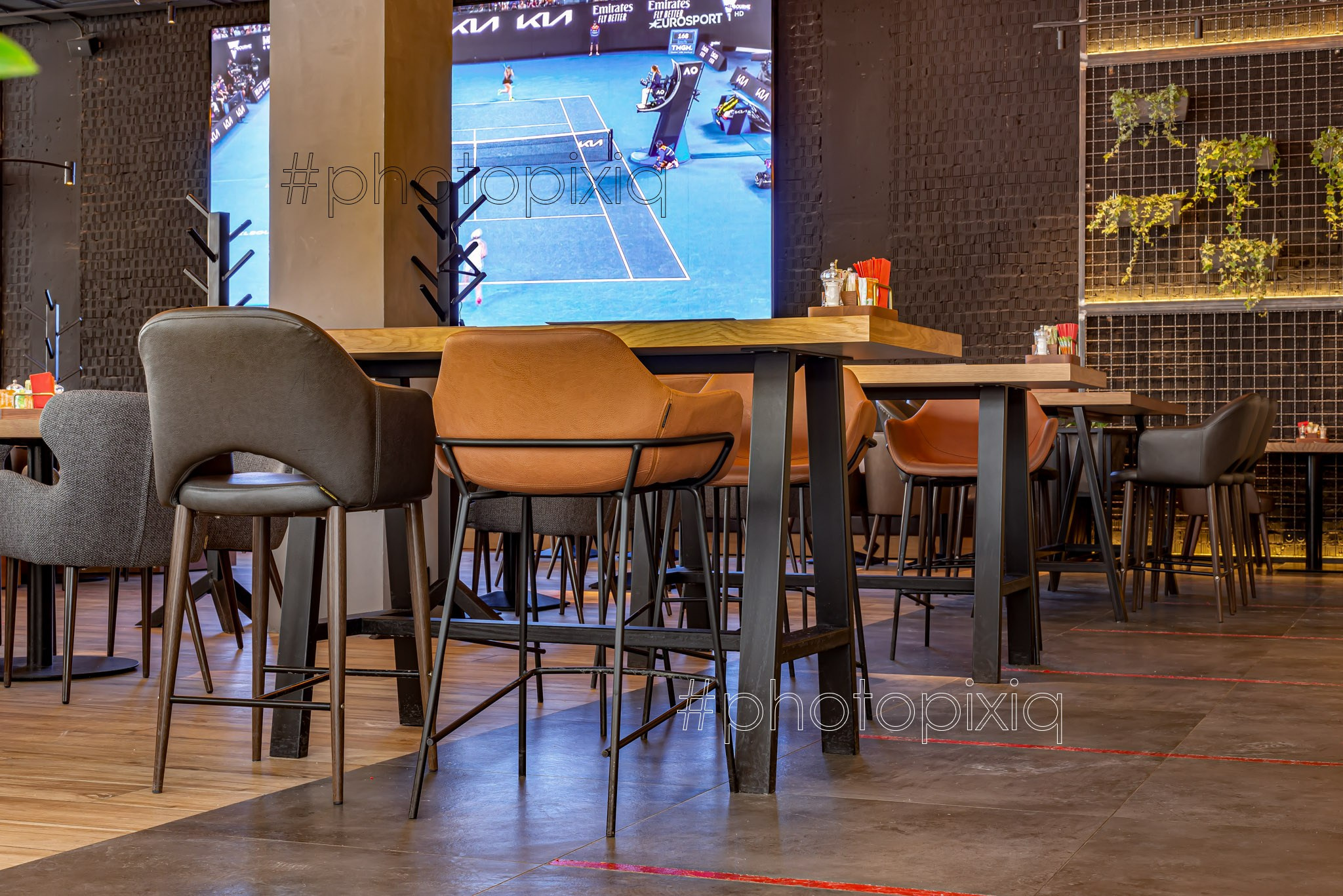 Интерьерная съёмка ресторана ZAMES beer & greill. Интерьерная съёмка и виртуальные туры — Интерьерный фотограф Кузнецов Сергей (photopixiq)