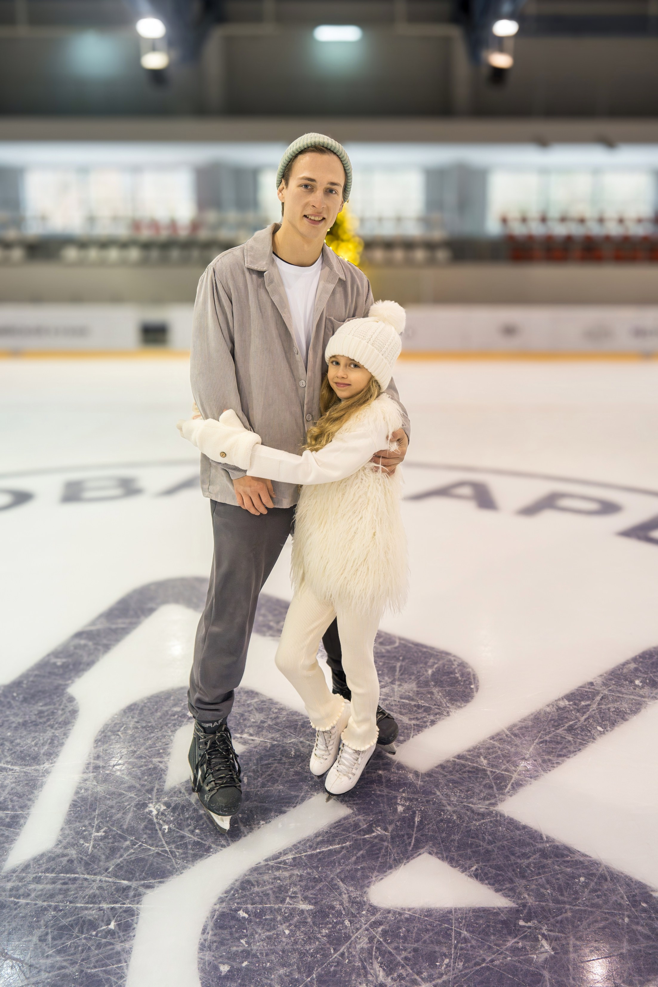 Контент съемка на катке для курорта Роза Хутор. Репортажный фотограф в Красной Поляне и Сочи Павлюченко Екатерина